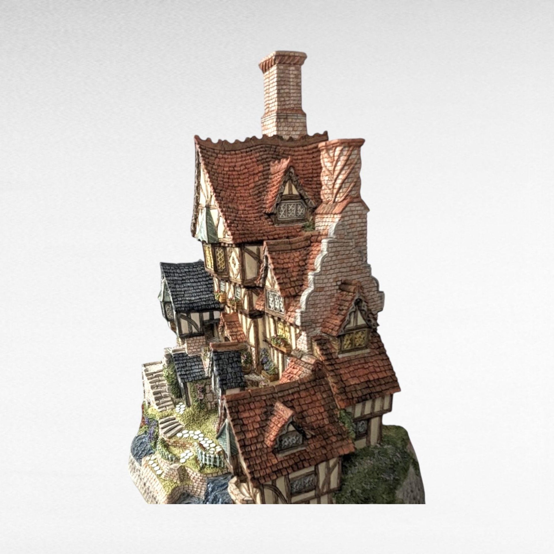 1994 David Winter Quindene Manor, Signed Cottage, Collectible Figurine, English Village, Gift for Collectors