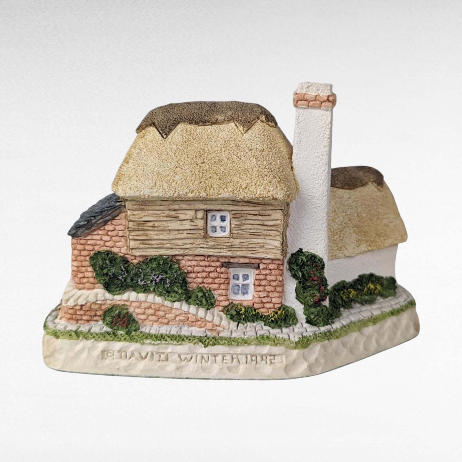 1993 David Winter Cottages September Birthday Cottage | Sapphire Wishing Well | Vintage English Village Collectible Figurine with COA