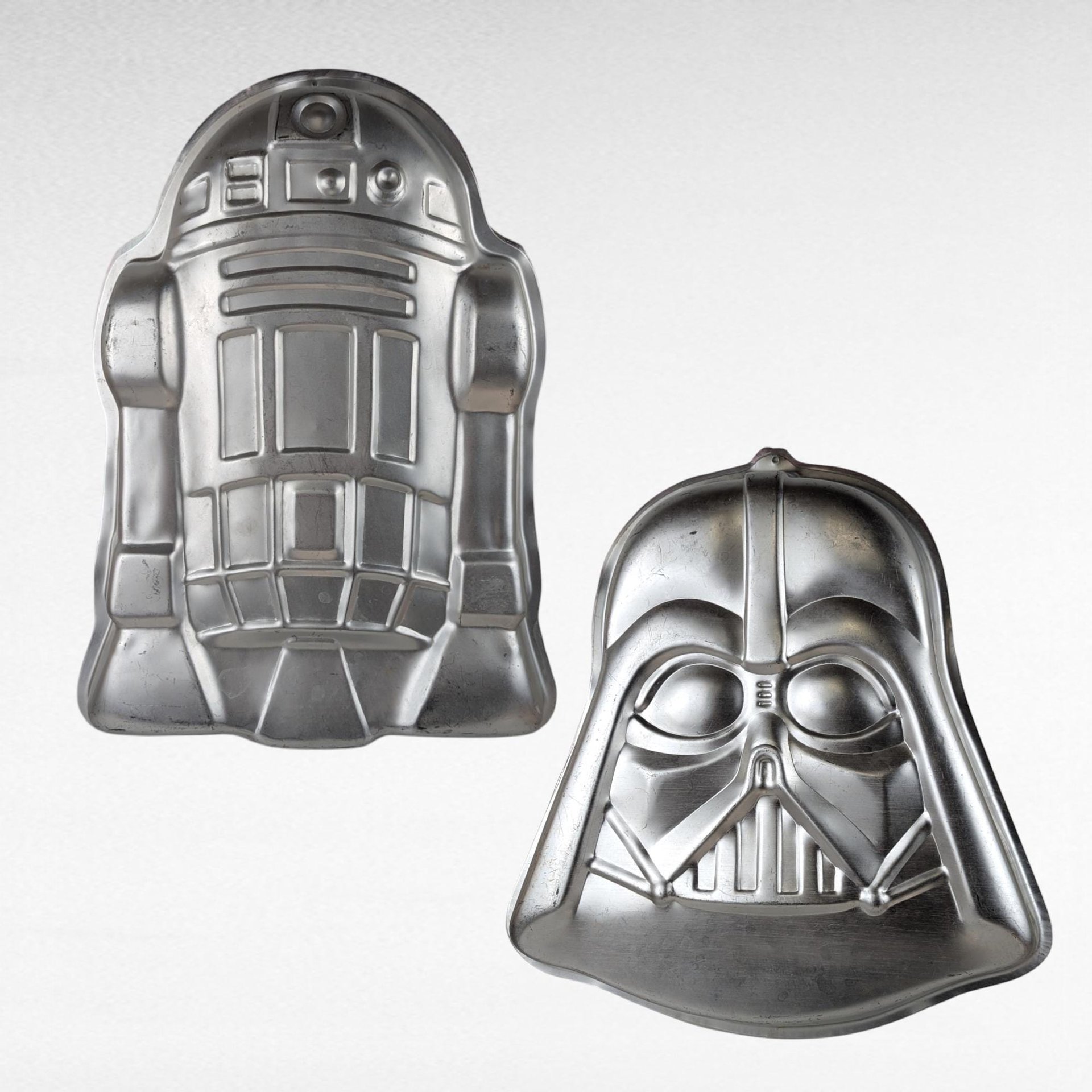 Vintage 1980 Star Wars Cake Pans, R2-D2 & Darth Vader Wilton Pans, Collectible Bakeware, Gift for Star Wars Fans