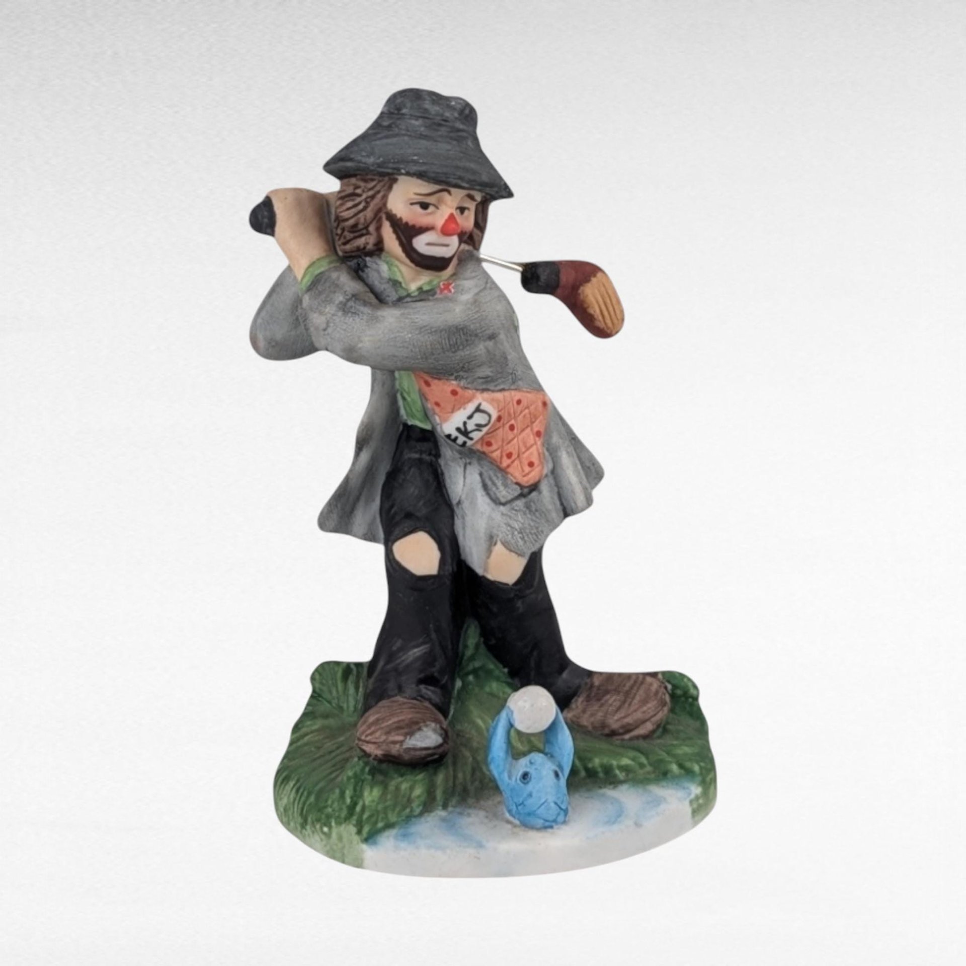 Vintage Flambro Emmett Kelly Jr. Hobo Clown Golf Figurine, Swinging Golf Club, Collectible Clown, Gift for Golfer, 5 Inches, Circus Theme