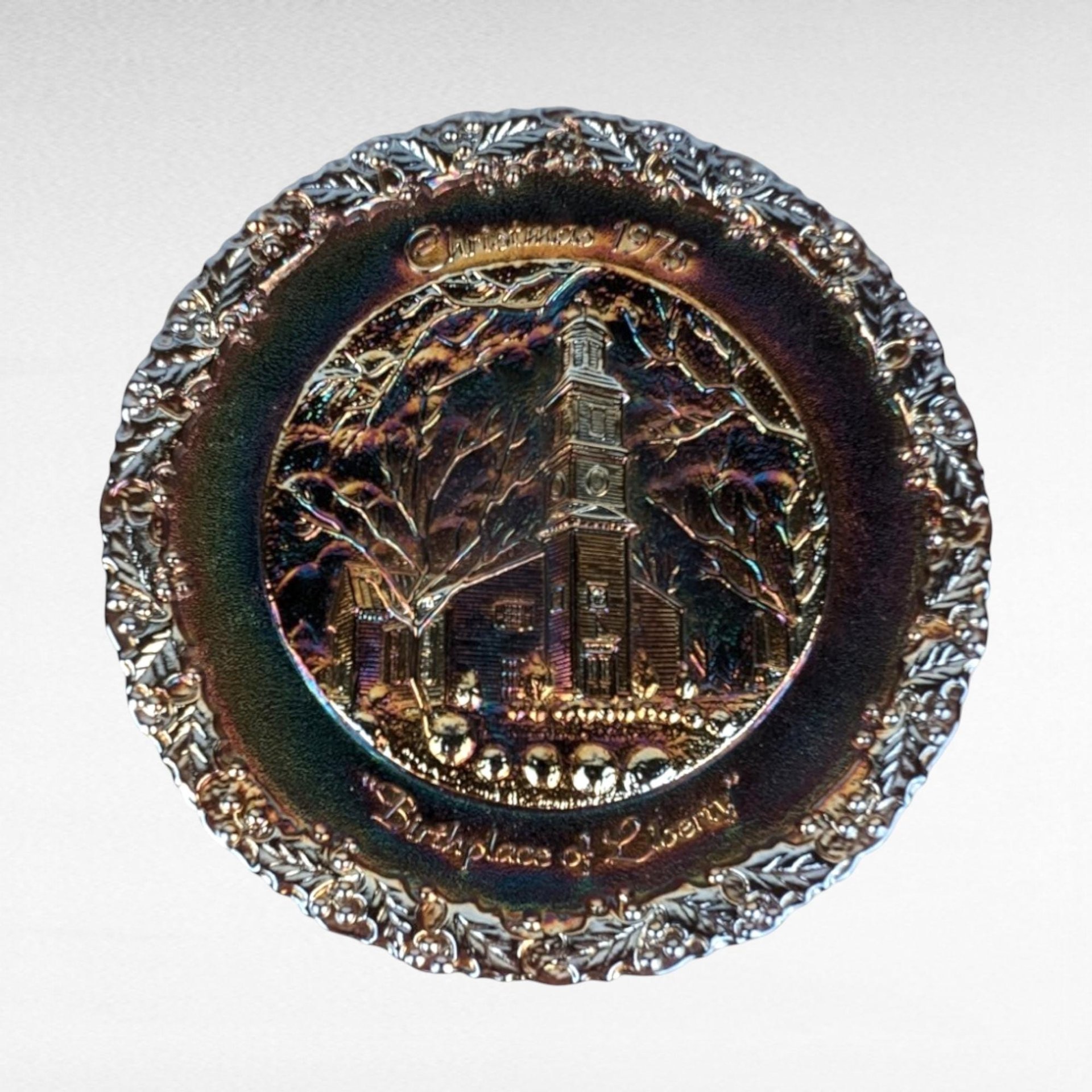 1975 Fenton Christmas Carnival Glass Plate | "Birthplace of Liberty" | Collectible Plate | Vintage Holiday Decor