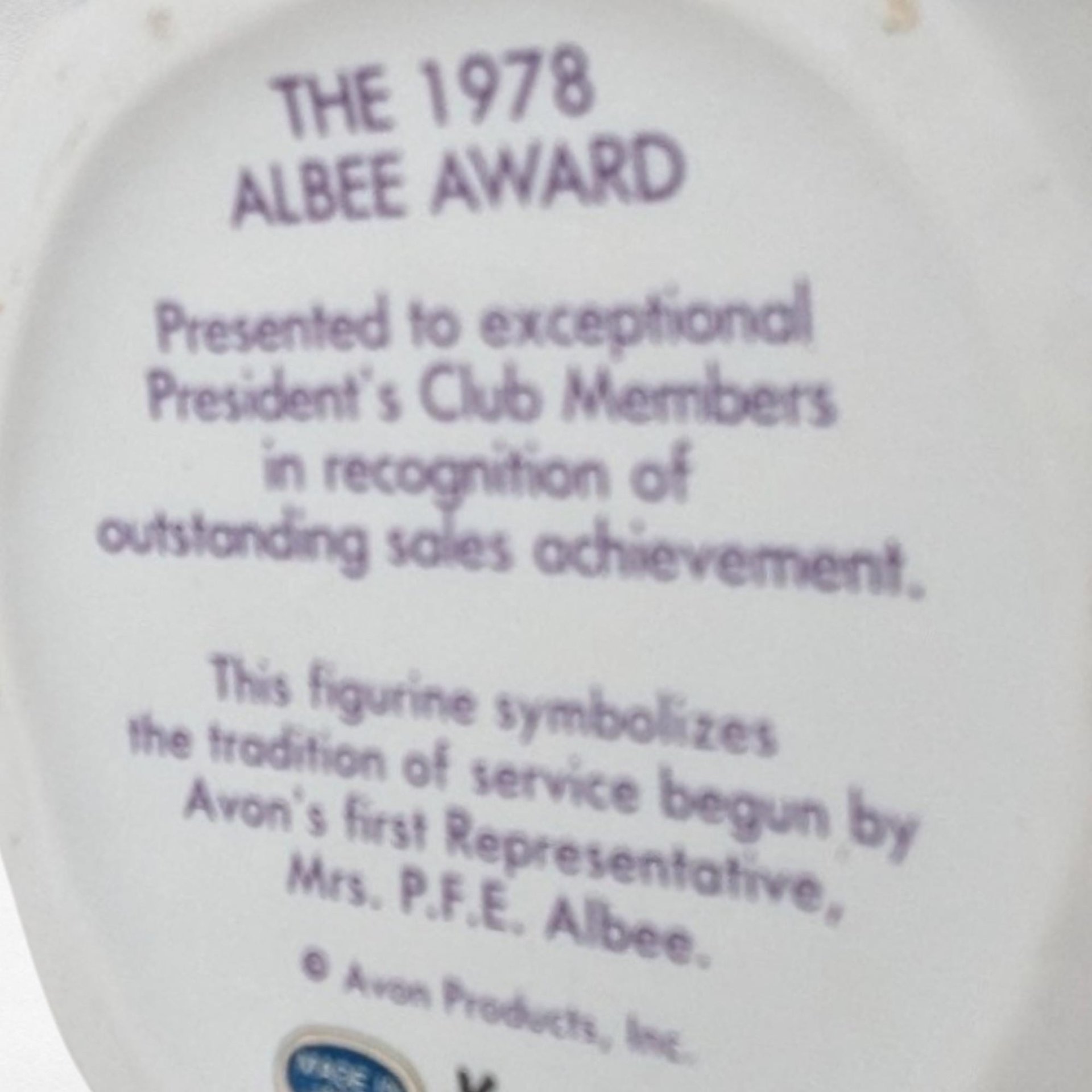 1978 Avon Mrs. Albee Award Figurine, Vintage Avon Collectible, Woman with Umbrella,  Sales Achievement Award,  Ceramic Figurine
