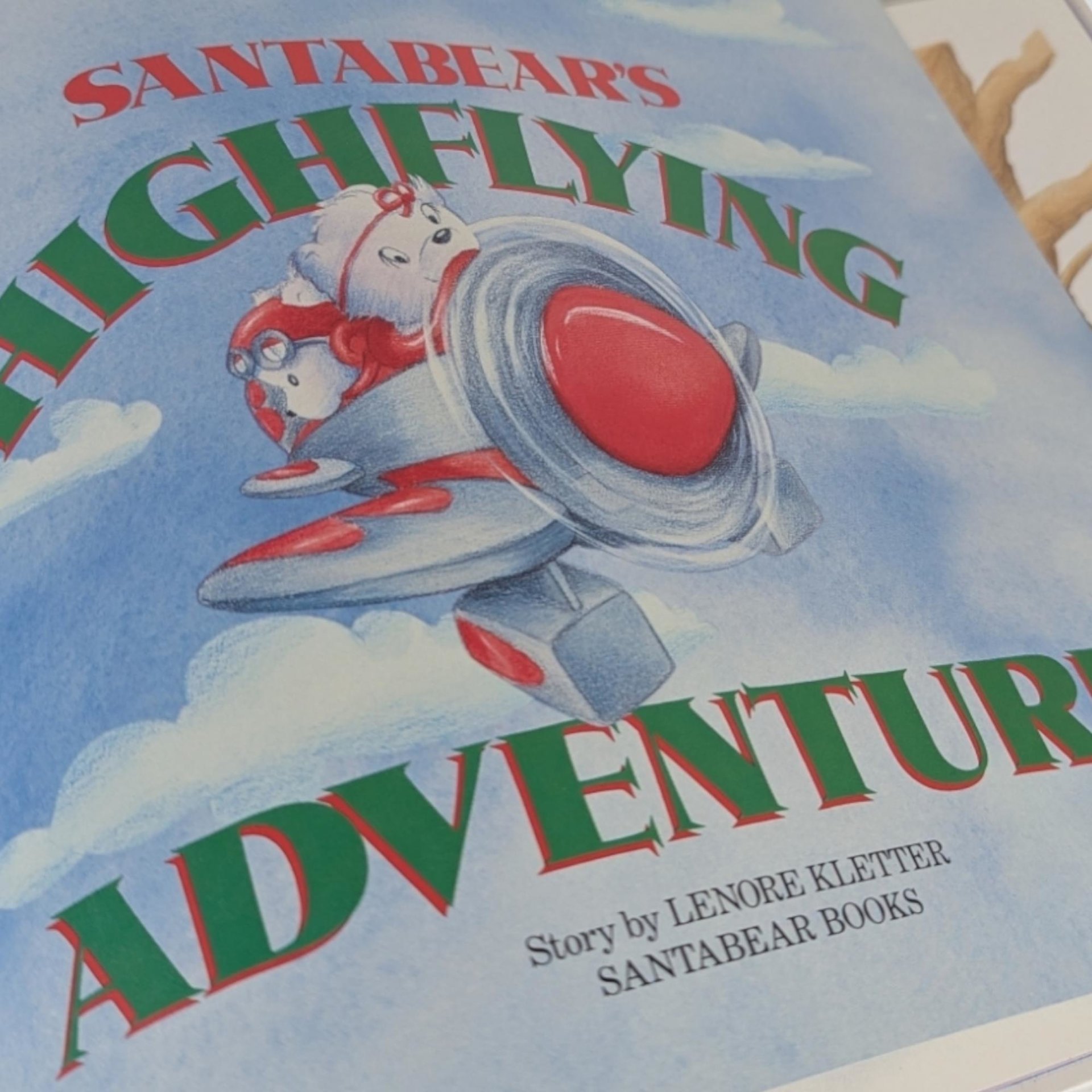 Vintage 1987 Santabear's High Flying Adventure Book, Dayton Hudson, Lenore Kletter, Children's Book, Christmas Story, Gift for Kids