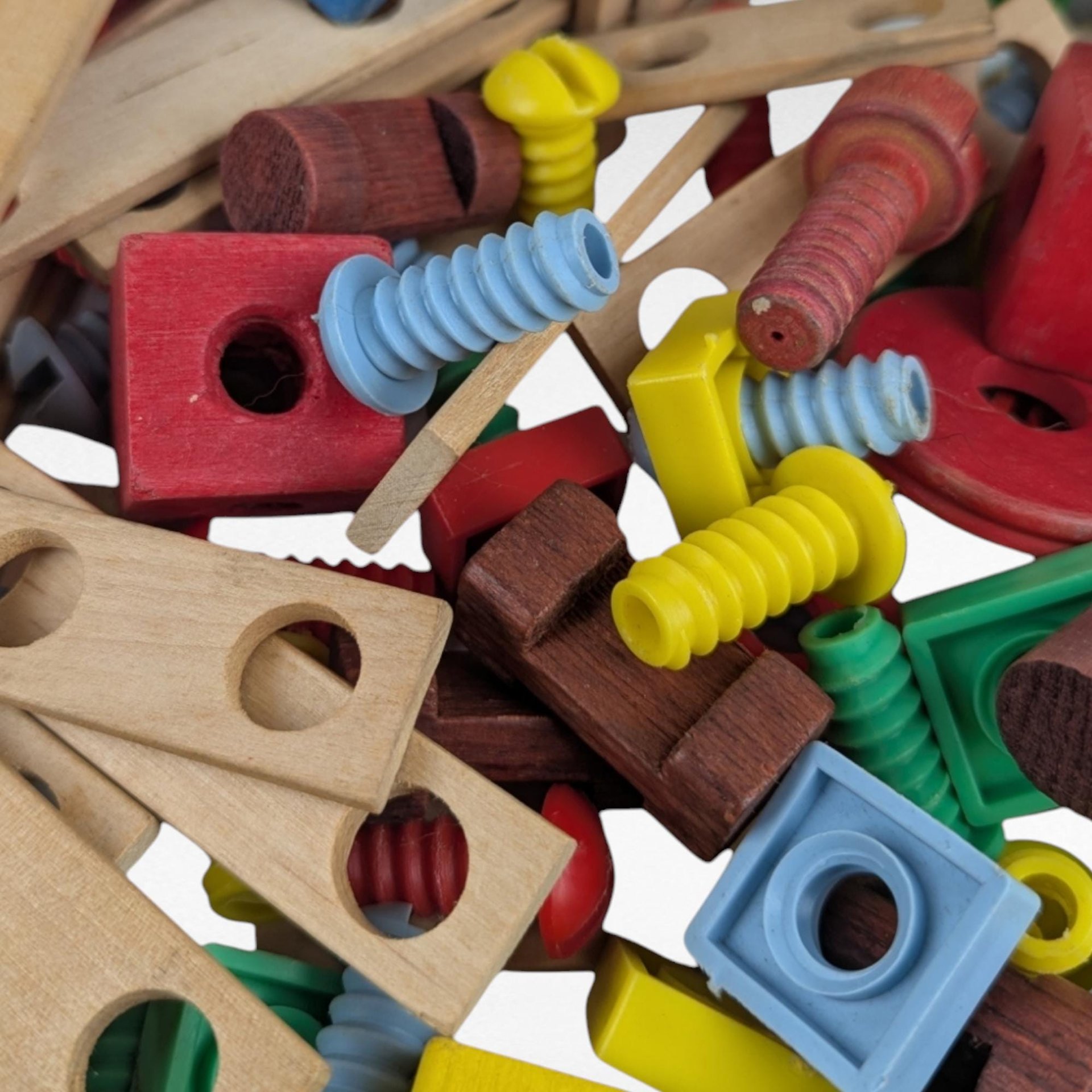 Vintage Lincoln Log Wood Toy Builder Set, Over 100 Pieces, Classic Toy, Building Blocks, Gift for Kids, Collectible Toy
