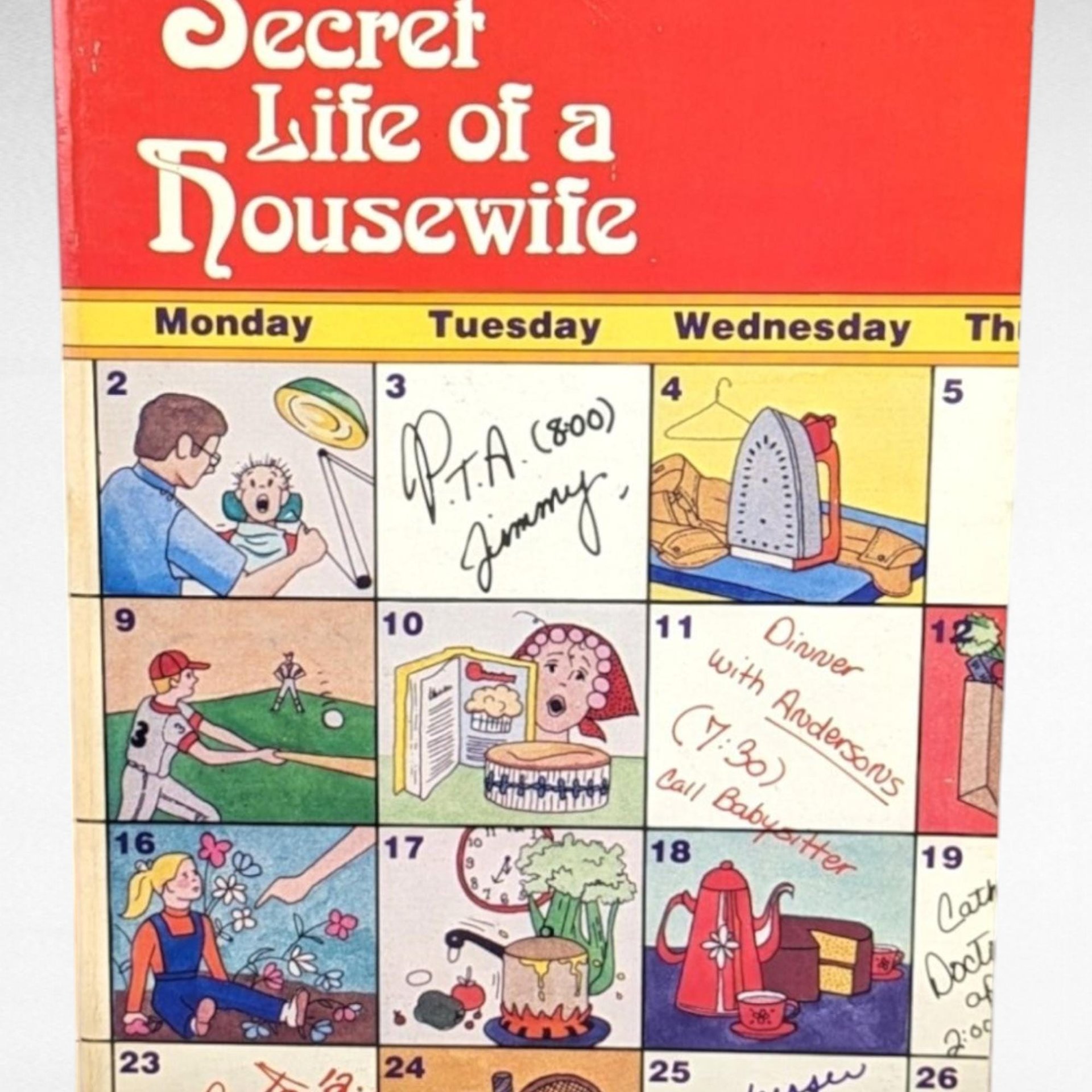 Vintage 1978 "The Secret Life of a Housewife" by Linda Howard | Paperback | Romance Suspense Novel