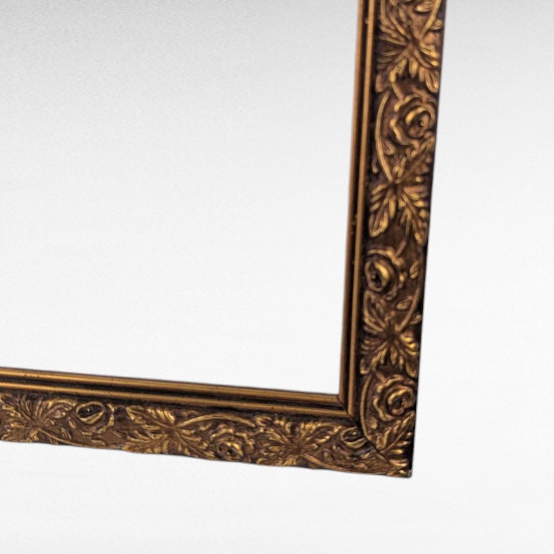 Vintage Wooden Picture Frame, Gold Accent Frame, 16x12 Frame, Photo Display, Wall Decor, Gift for Home, Vintage Photo Frame