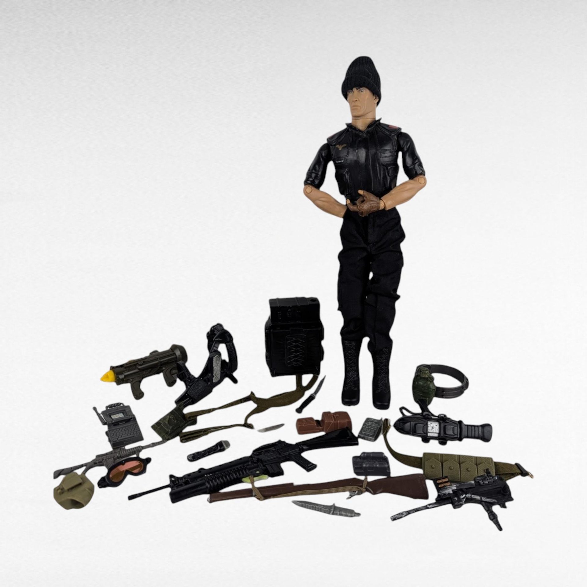 Vintage 1990s Hasbro GI Joe Action Figure, Black Outfit, MISSING HAND, Accessories, 12", Collectible Toy, Gift for Collector