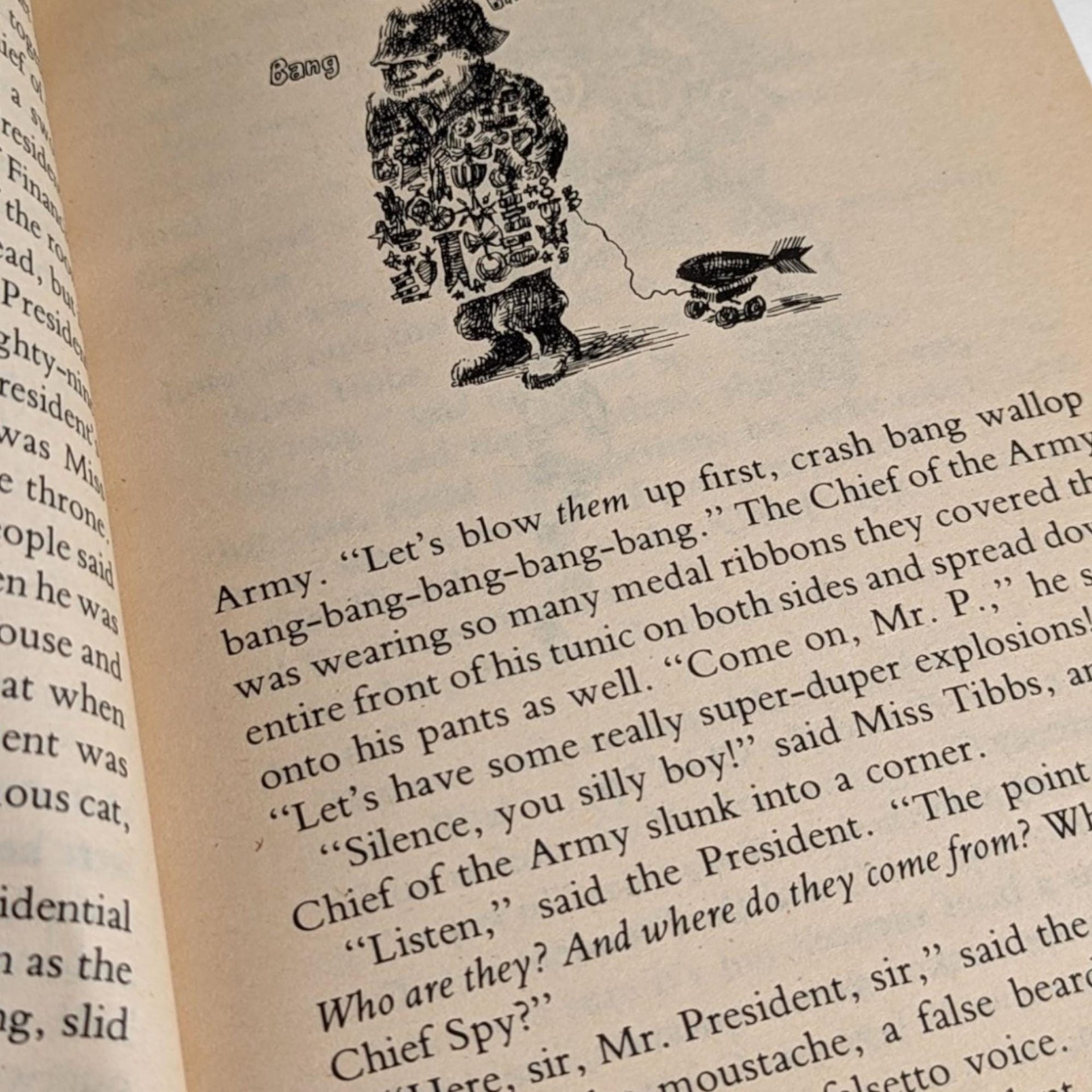 1972 Charlie and the Great Glass Elevator, Roald Dahl, Vintage Softcover, Illustrated by Joseph Schindelman, Children's Literature