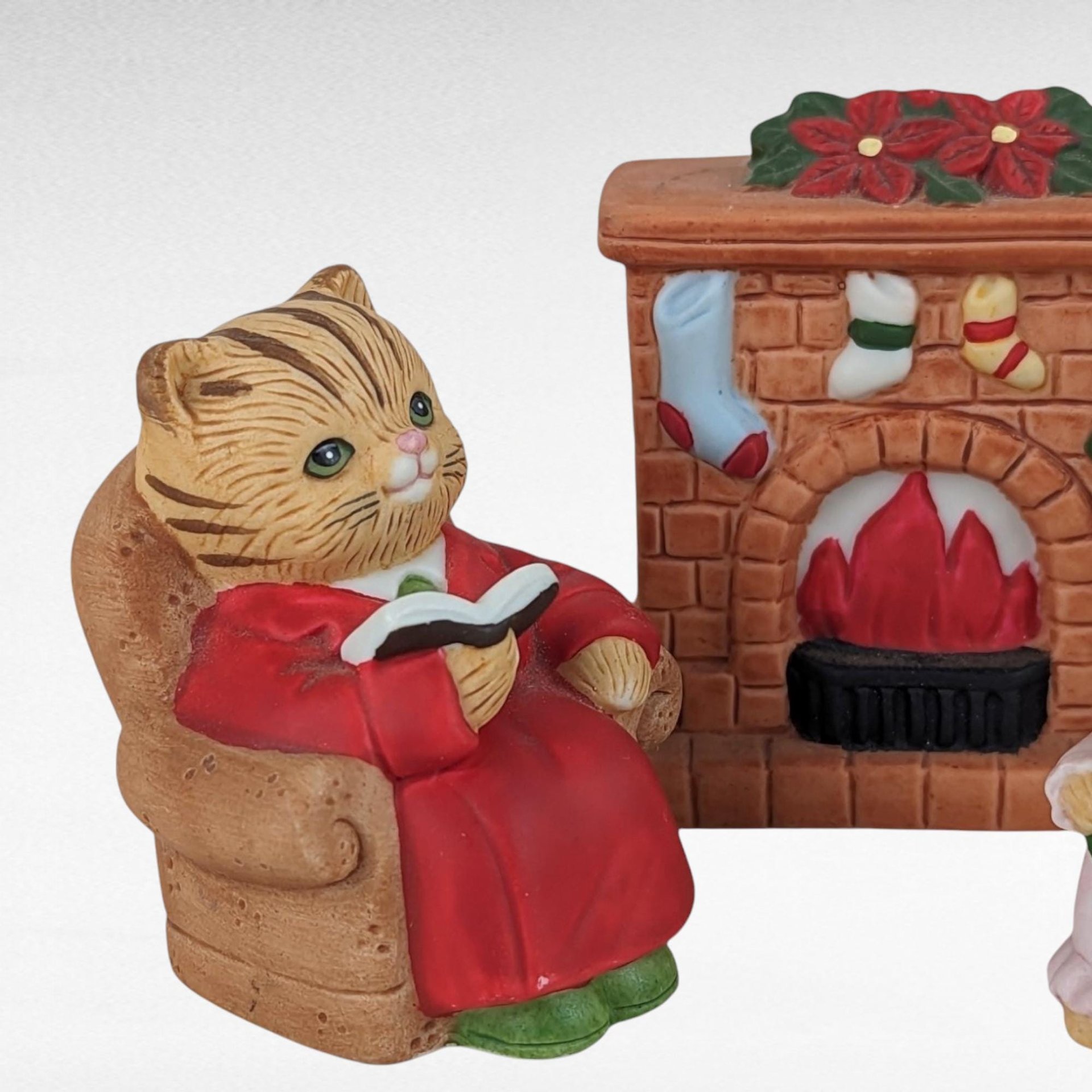 Vintage Homco Ceramic Christmas Cat Family & Bear Figurines, Holiday Decor Set, Collectible Christmas Animals