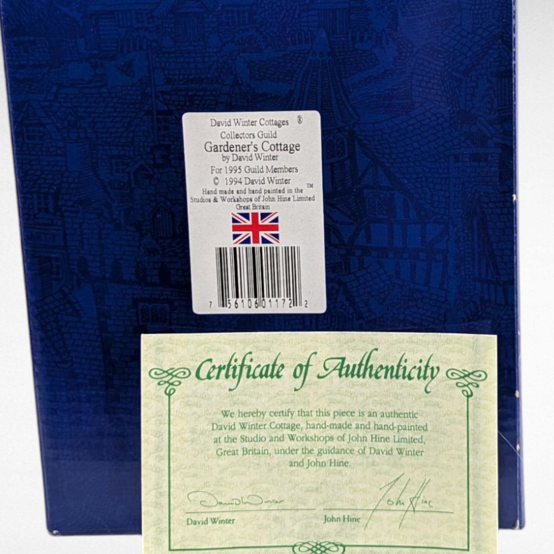 Vintage 1994 David Winter Gardener's Cottage, Corner Piece,  English Village Collection, Miniature House