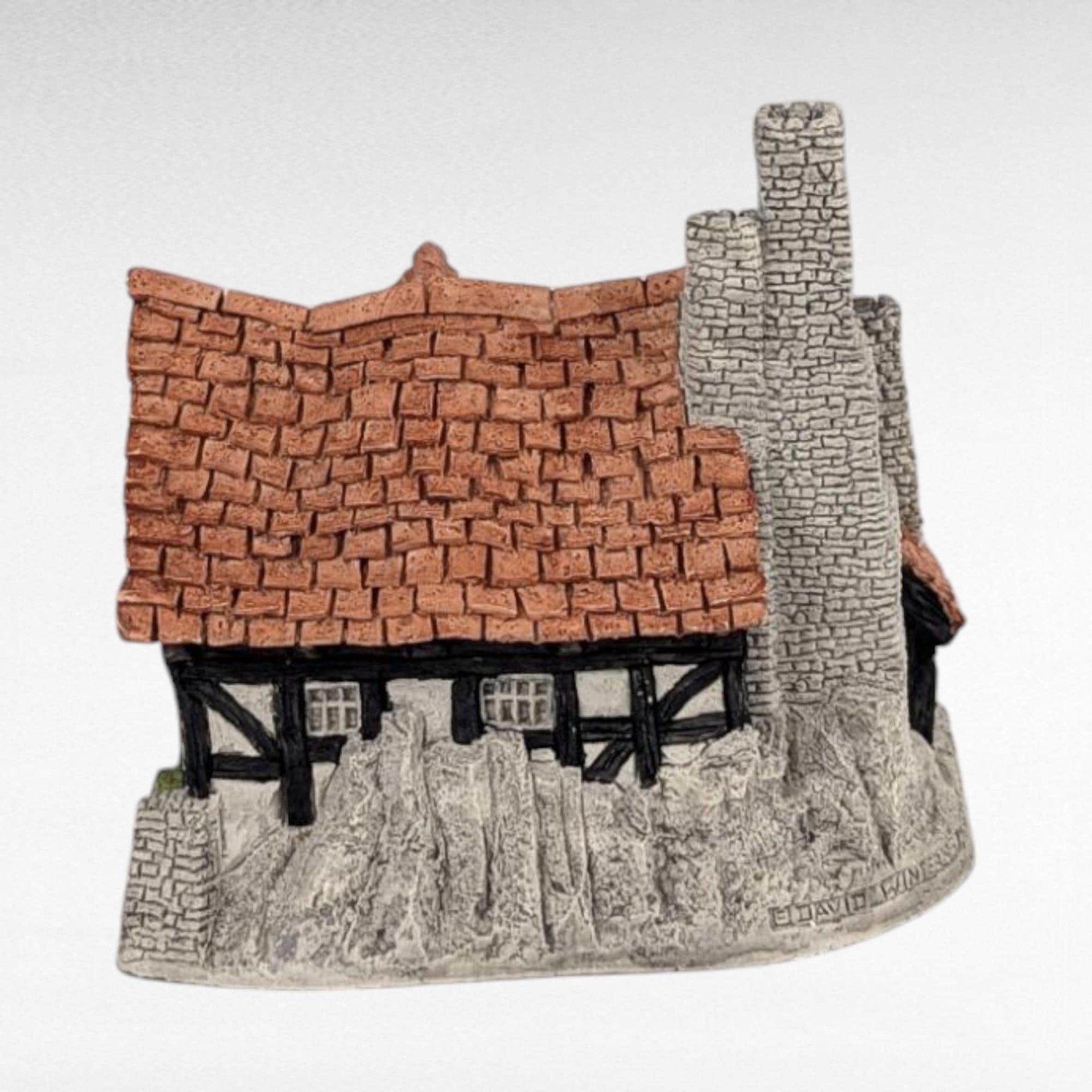 1983 David Winter The Bothy Village House, Tudor Style Cottage Sculpture, Vintage Home Decor, Gift for Collector, Miniature Building