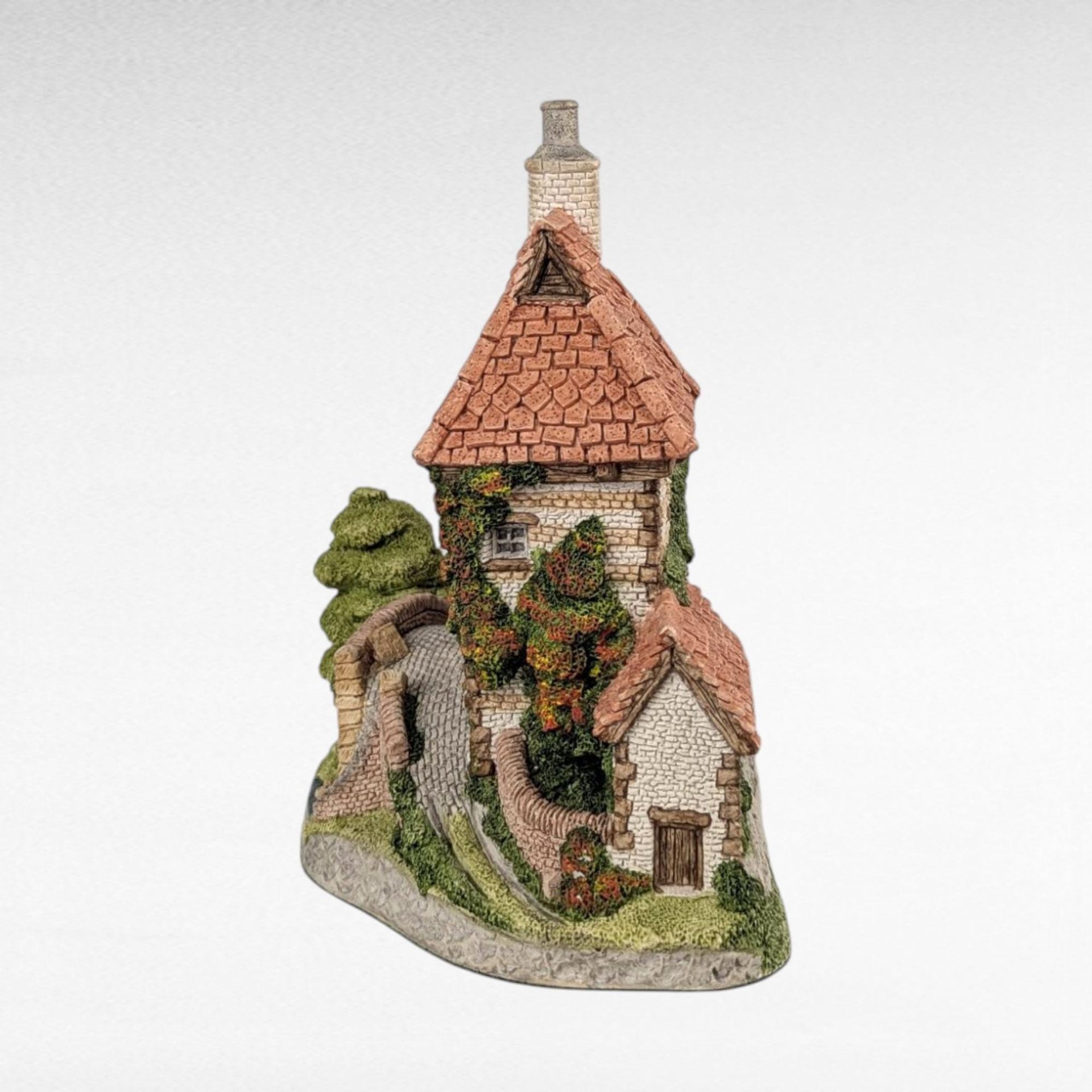 1984 David Winter Tollkeepers Cottage, English Countryside Sculpture, Vintage Collectible, Gift for Collector, Miniature Stone Cottage