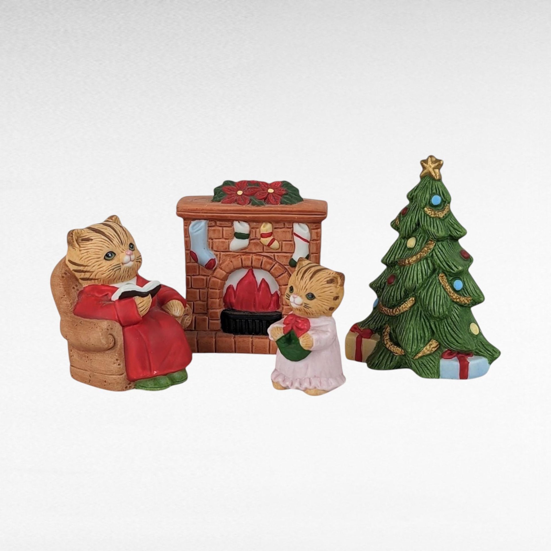 Vintage Homco Ceramic Christmas Cat Family & Bear Figurines, Holiday Decor Set, Collectible Christmas Animals