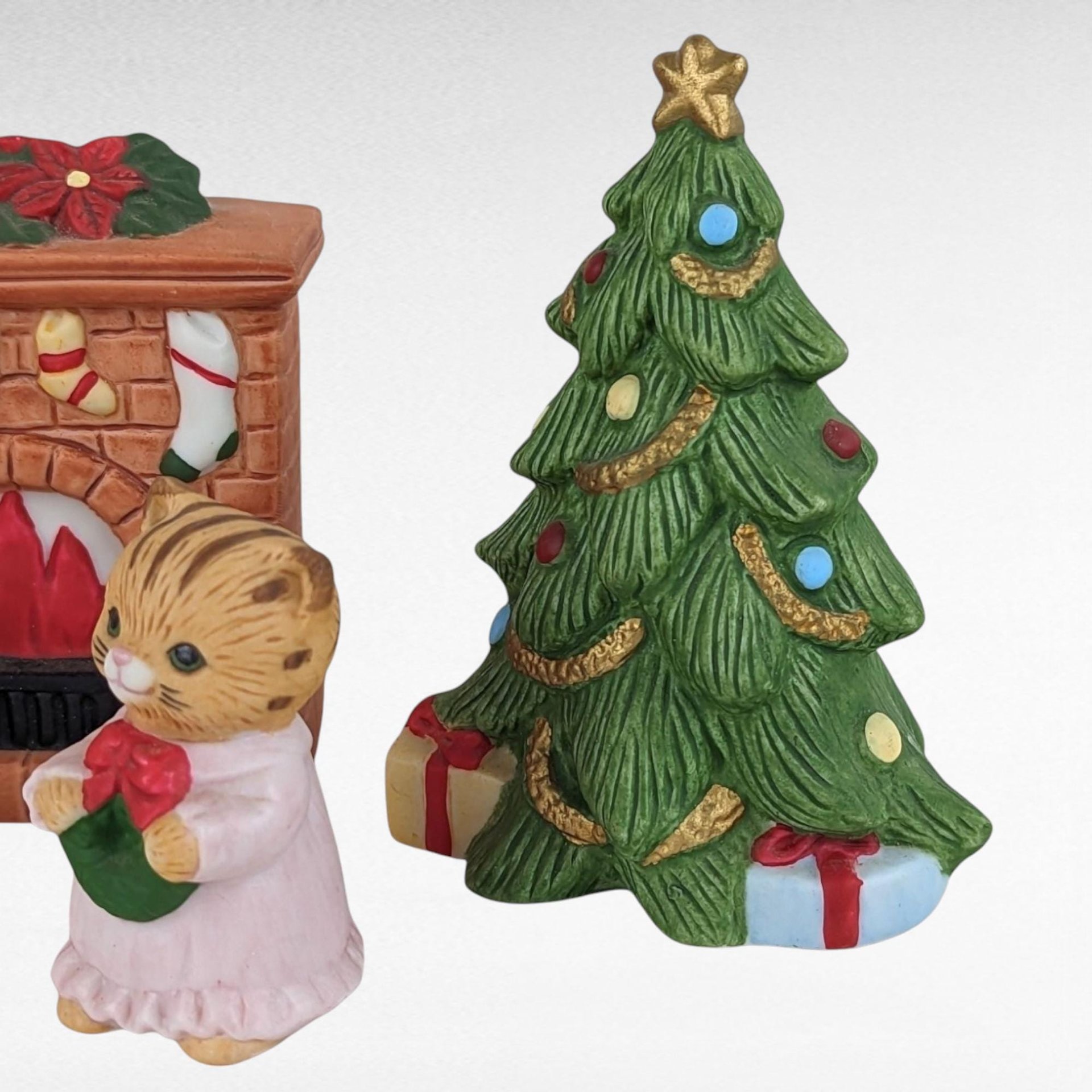 Vintage Homco Ceramic Christmas Cat Family & Bear Figurines, Holiday Decor Set, Collectible Christmas Animals