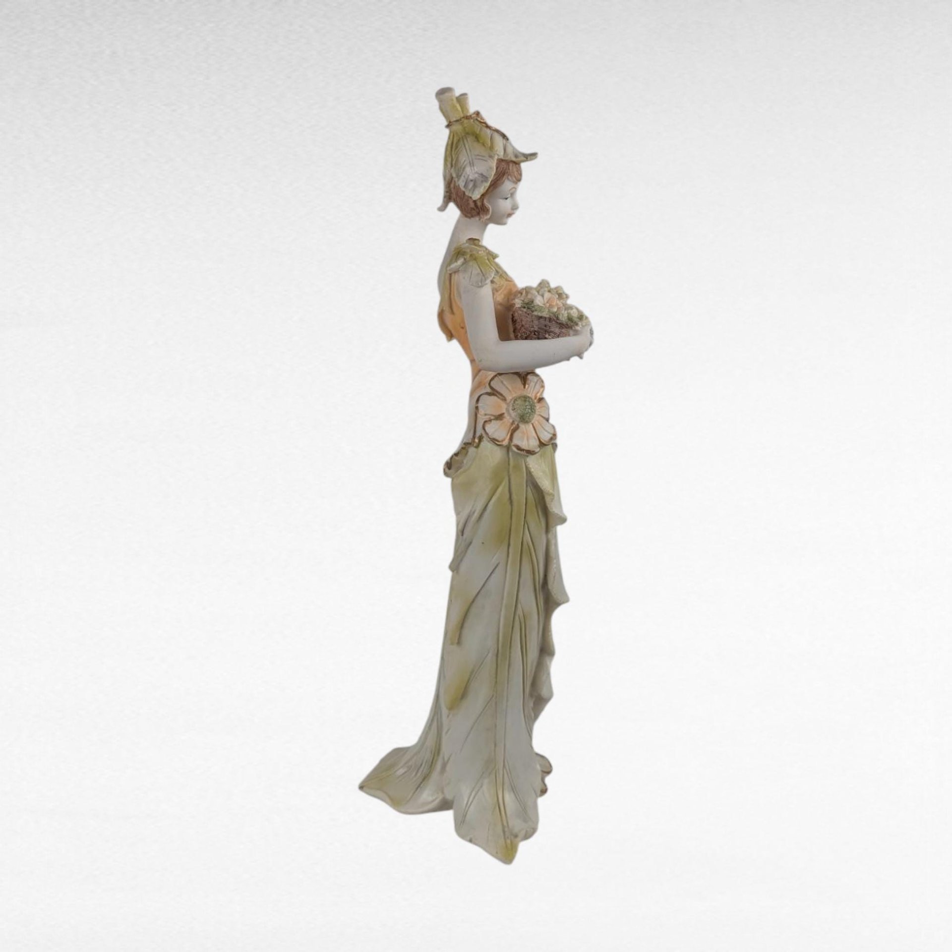 Vintage Resin Woman Figurine, Elegant Dresser Decor, Lady with Flowers, Art Deco Style, Decorative Sculpture