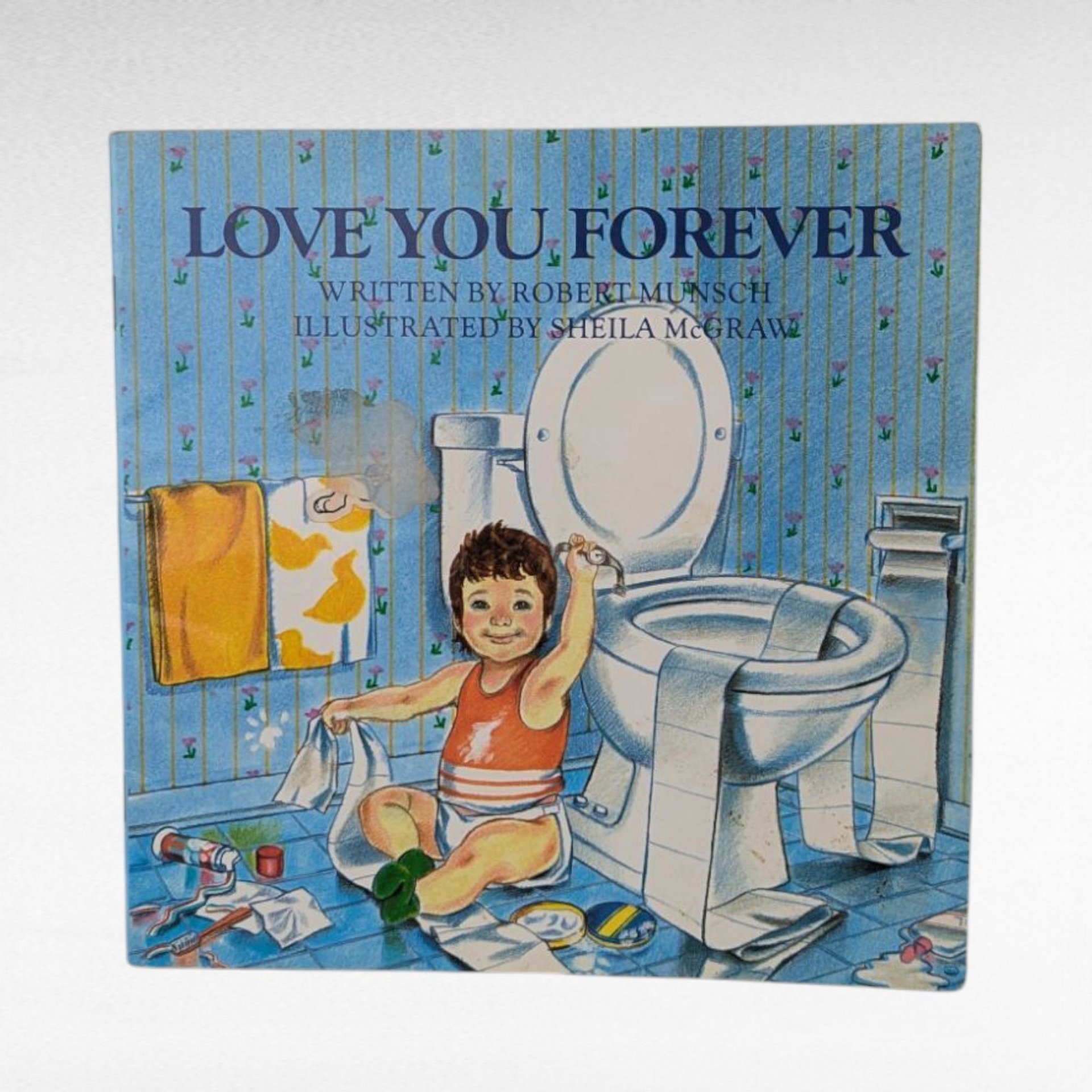 1996 Love You Forever Softcover, Robert Munsch Book, Illustrated Children's Story