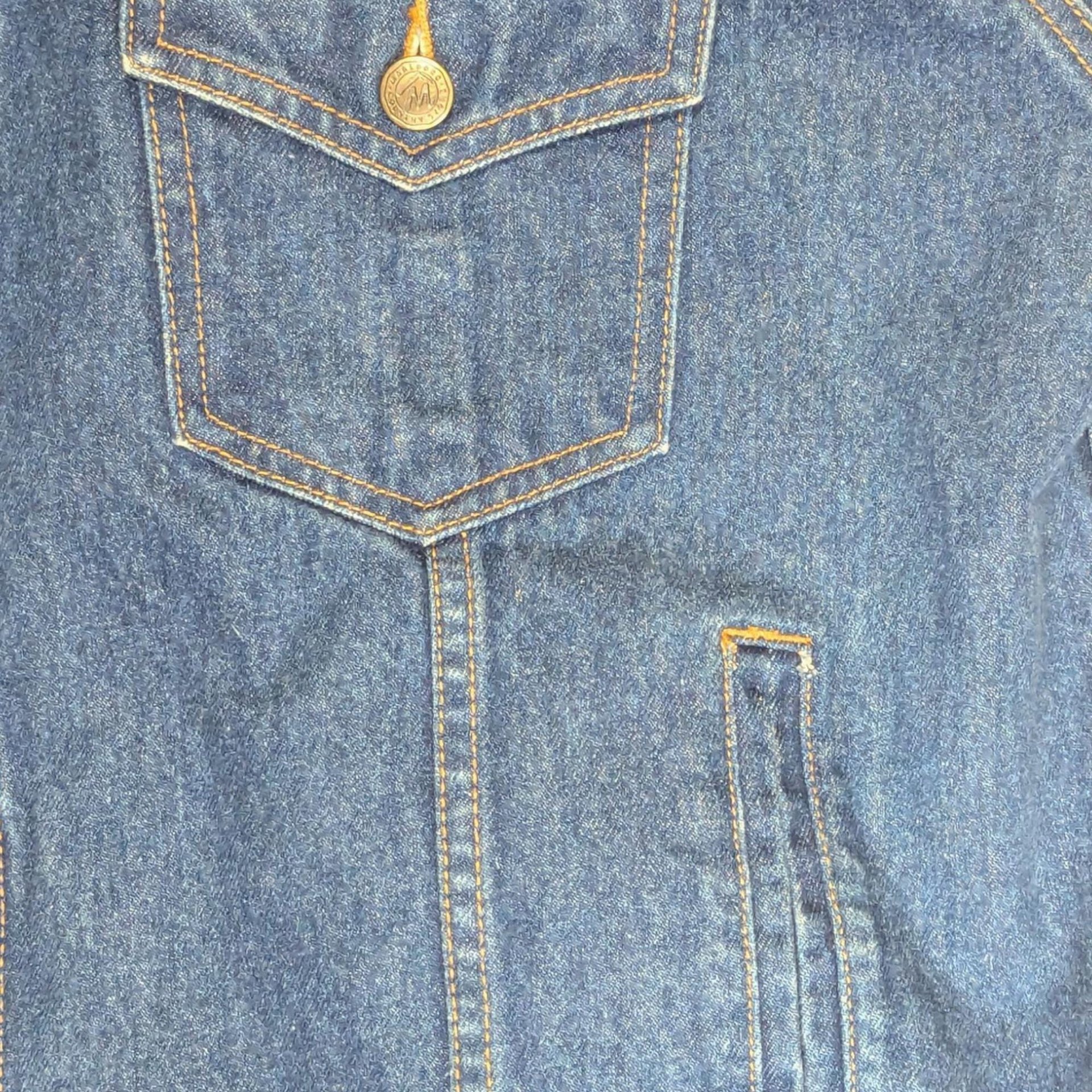 Vintage Marlboro Country Store Denim Jacket XL, Collector Jean Coat with Brown Leather Collar