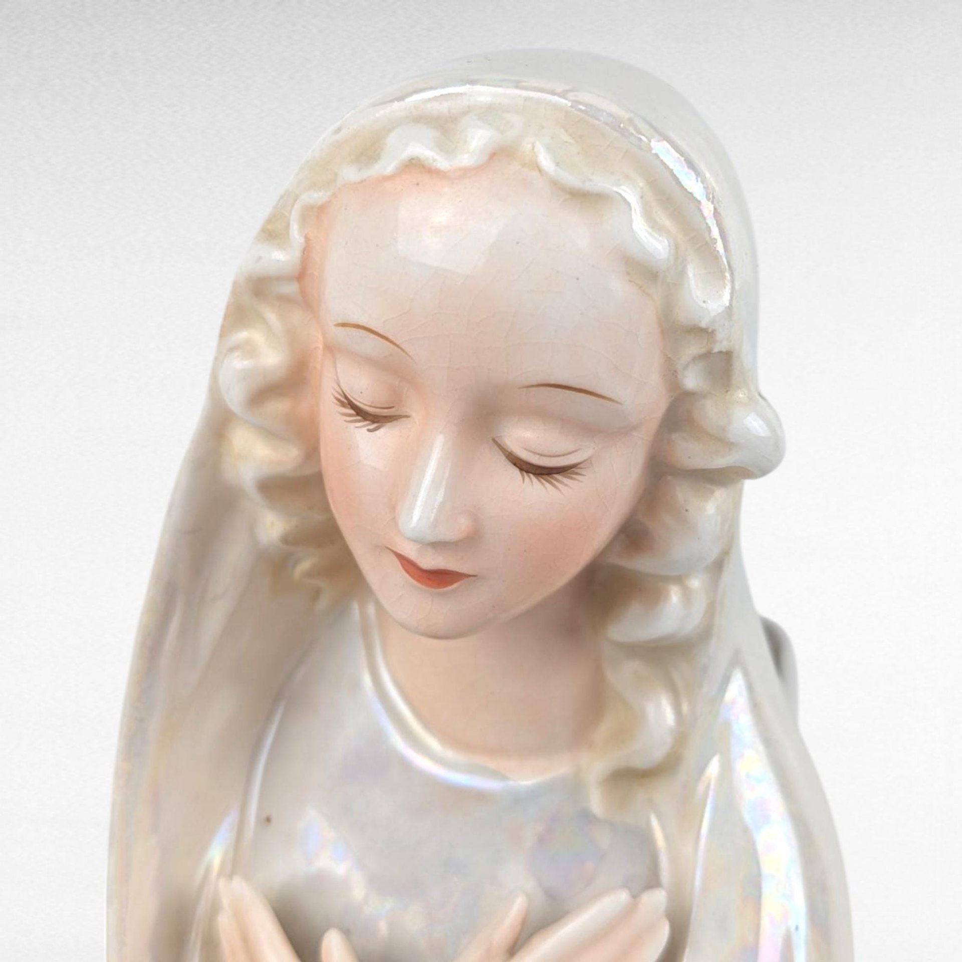 Vintage Norcrest Virgin Mary Planter, Iridescent Ceramic Madonna Bust, Mid-Century Religious Figurine, Catholic Home Decor, Christian Gift
