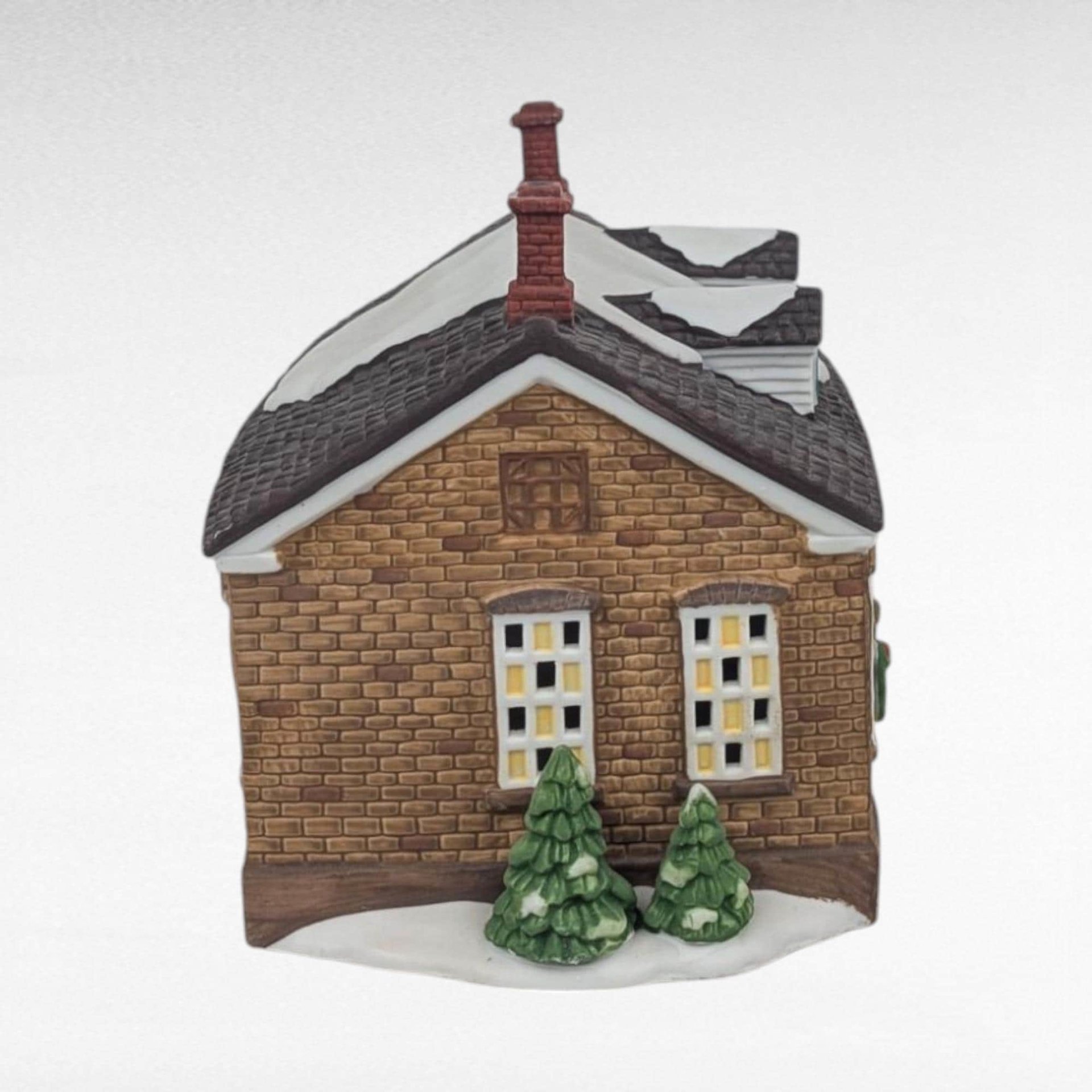 Vintage 1992 Dept 56 New England Village Stony Brook Town Hall #5644-8 Lighted Porcelain Building, D56 Christmas Collectible