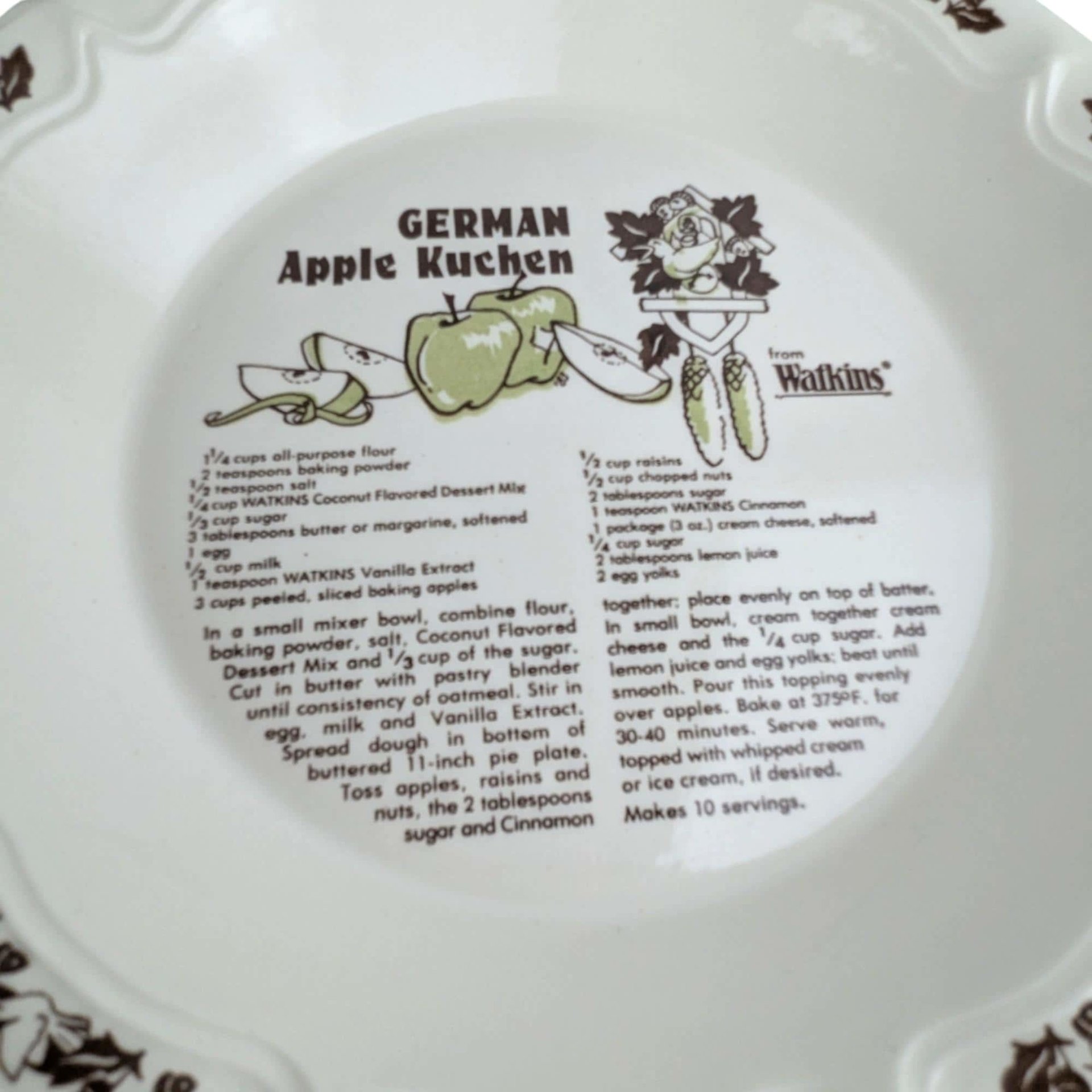 Vintage Watkins Pie Plates, Set of 2, German Apple Kuchen, Christmas Wish Recipe, Collectible Kitchenware, Baking Dish