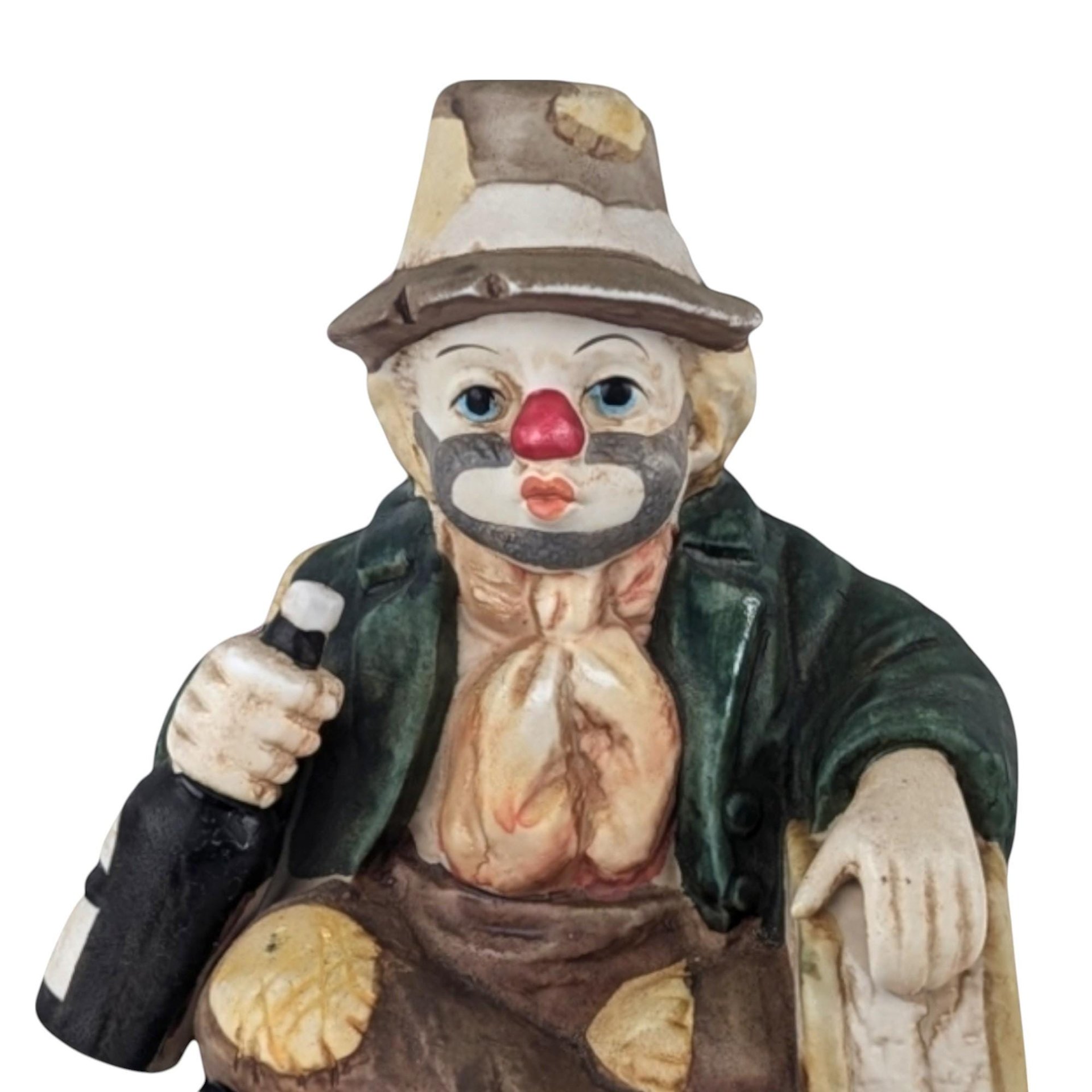 Vintage Hobo Clown Music Box, Ceramic Clown with Bottle and Suitcase, Slow Music, Collectible Clown Figurine, Gift for Collector