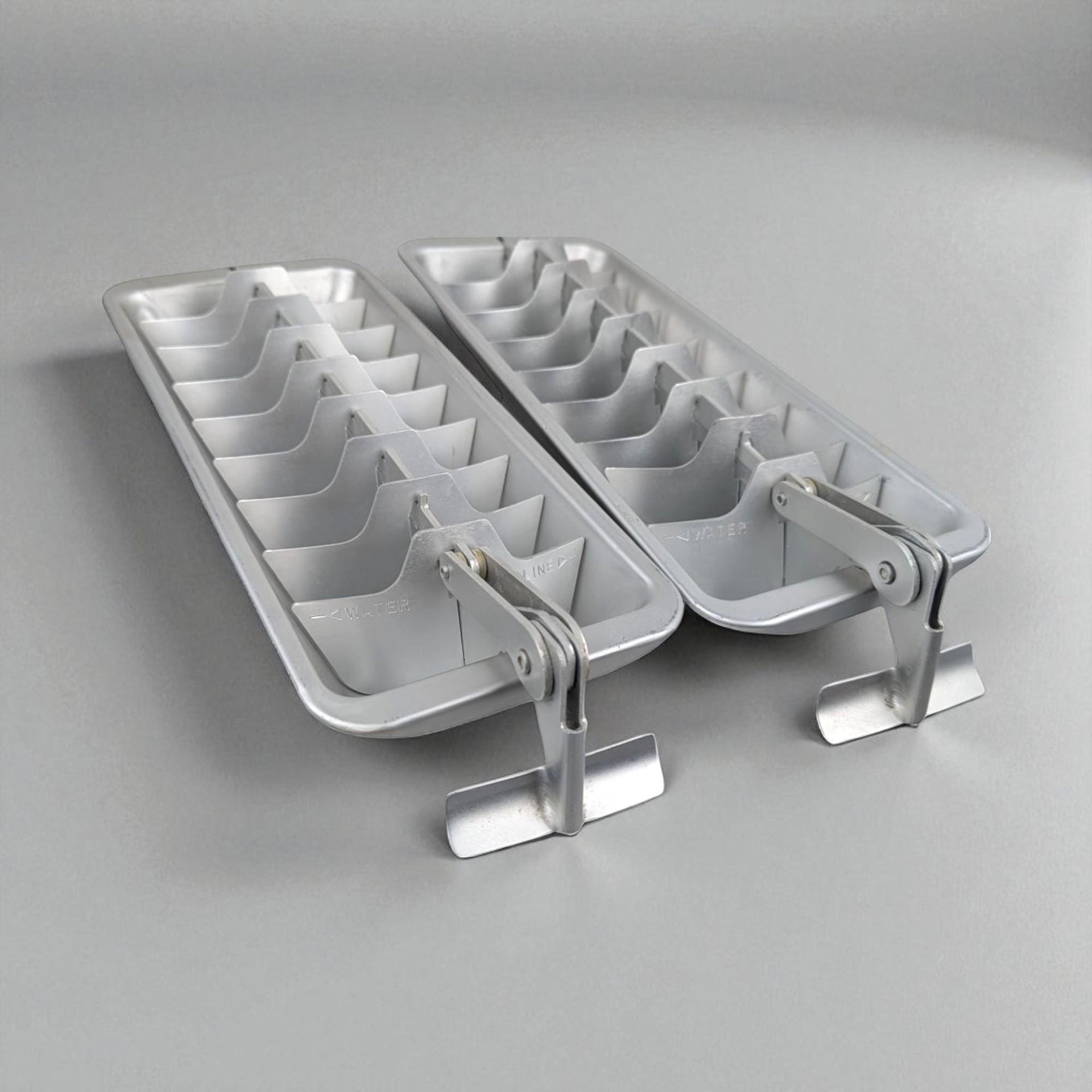 Pair of Aluminum Ice Cube Trays, Vintage Kitchenware, Functional Ice Trays, Classic Refrigerator Accessory, Gift for Home Bar Enthusiasts