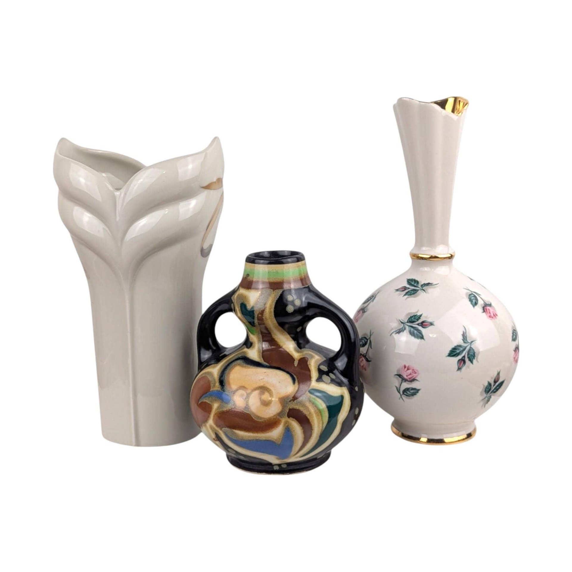 Vintage Art Pottery Vase: Choice of Toyo or Elynor Floral