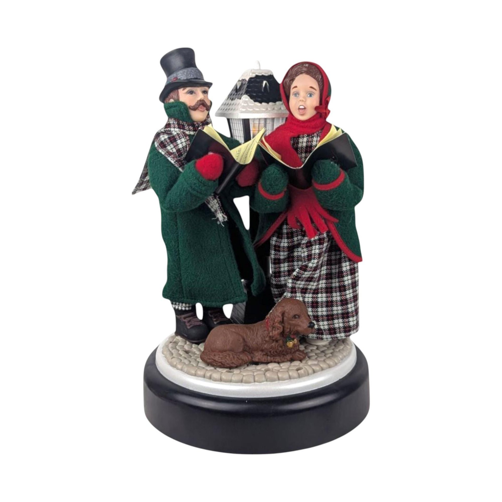 Vintage Musical Carolers Figurine: Light-Up Christmas Decor