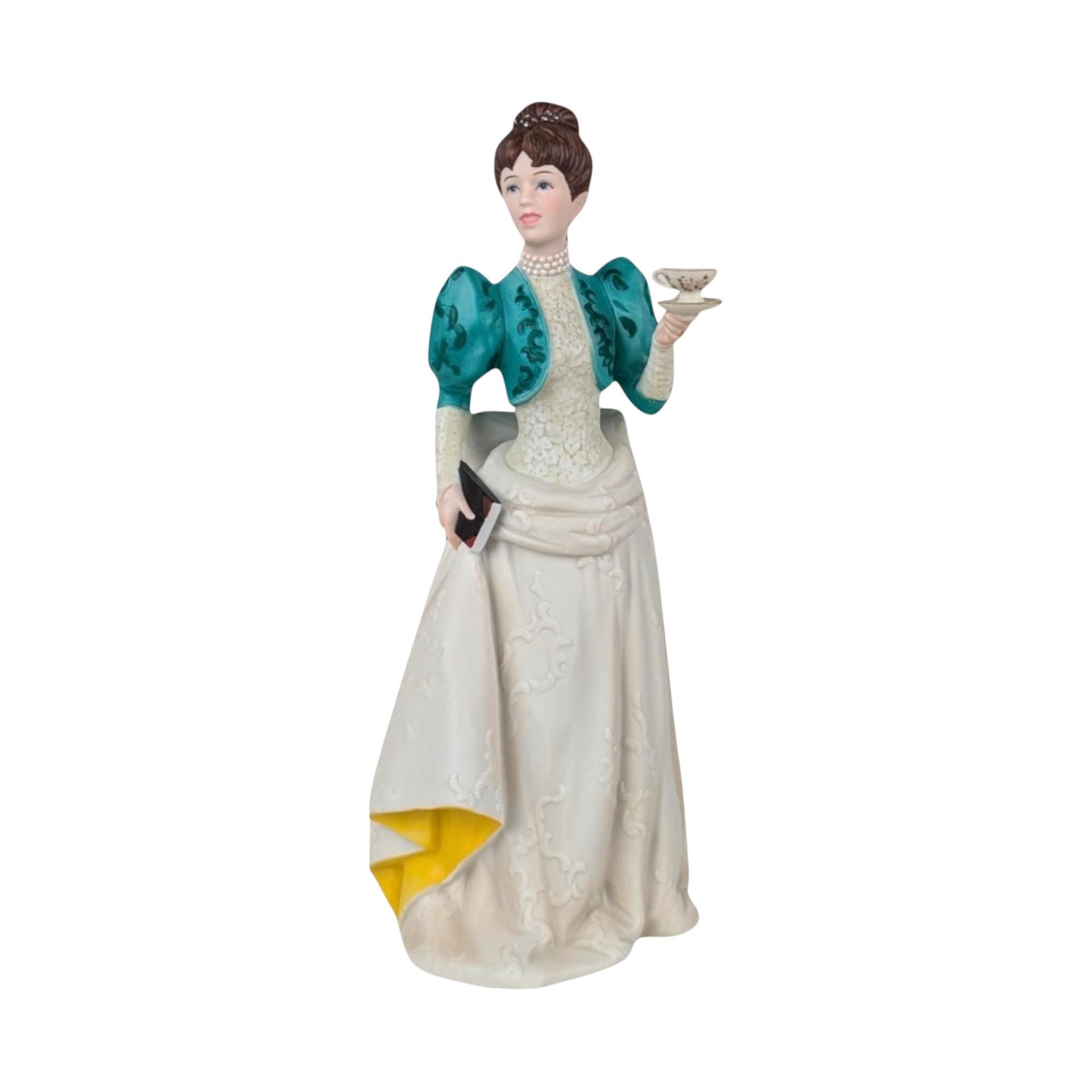 1995 Avon Presidents Club Mrs. Albee Award Figurine, Vintage Avon Collectible, Woman with Teacup,  Sales Achievement Award, Original Box