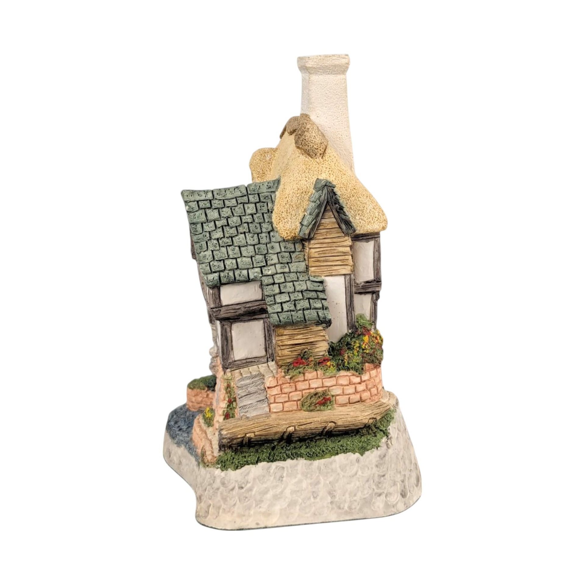 1994 David Winter Wishing Falls Cottage, Thatched Roof Miniature, Vintage Collectible, English Cottage Decor, Gift for Collector