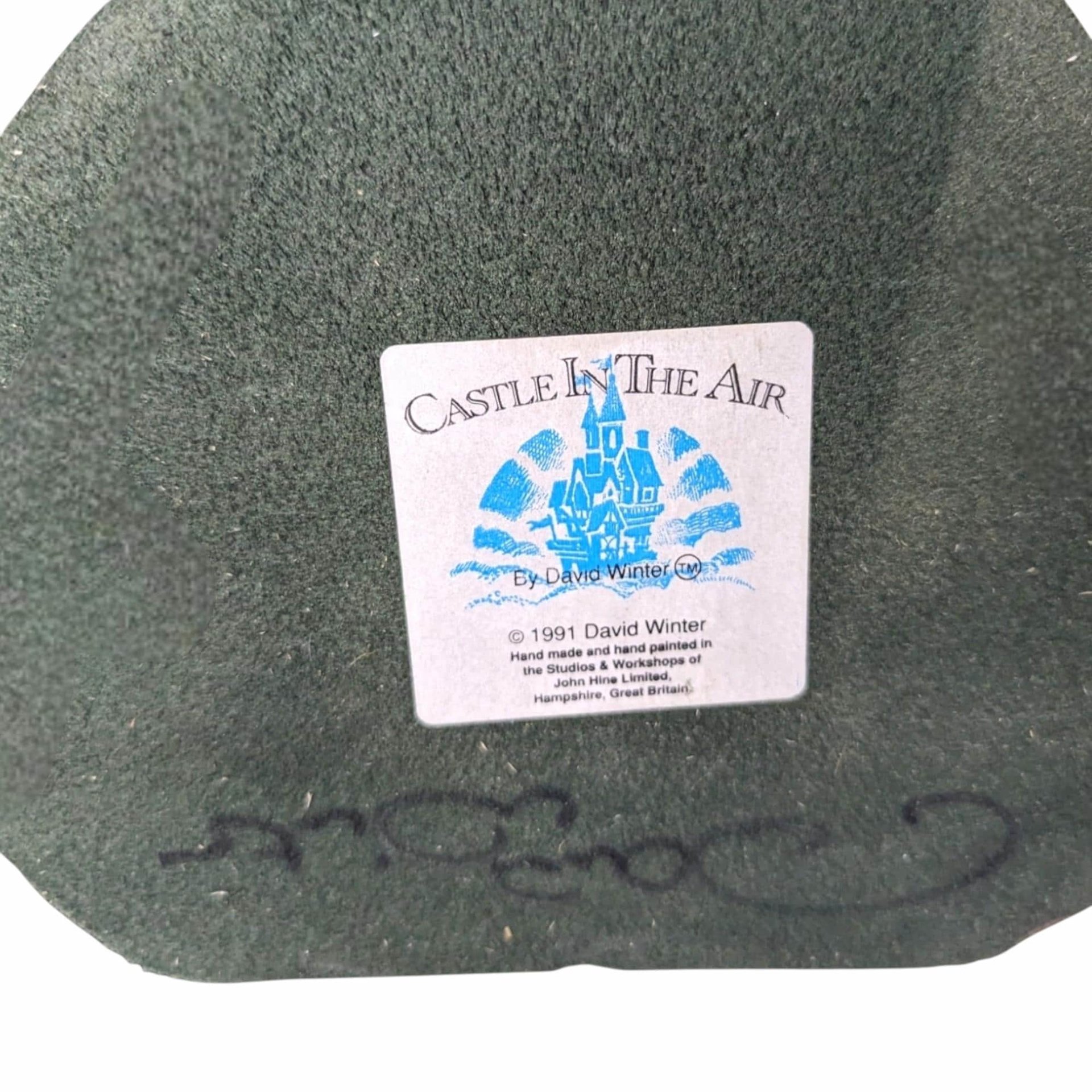 David Winter "Castle in the Air" Figurine: Signed 1991 Fantasy Cottage