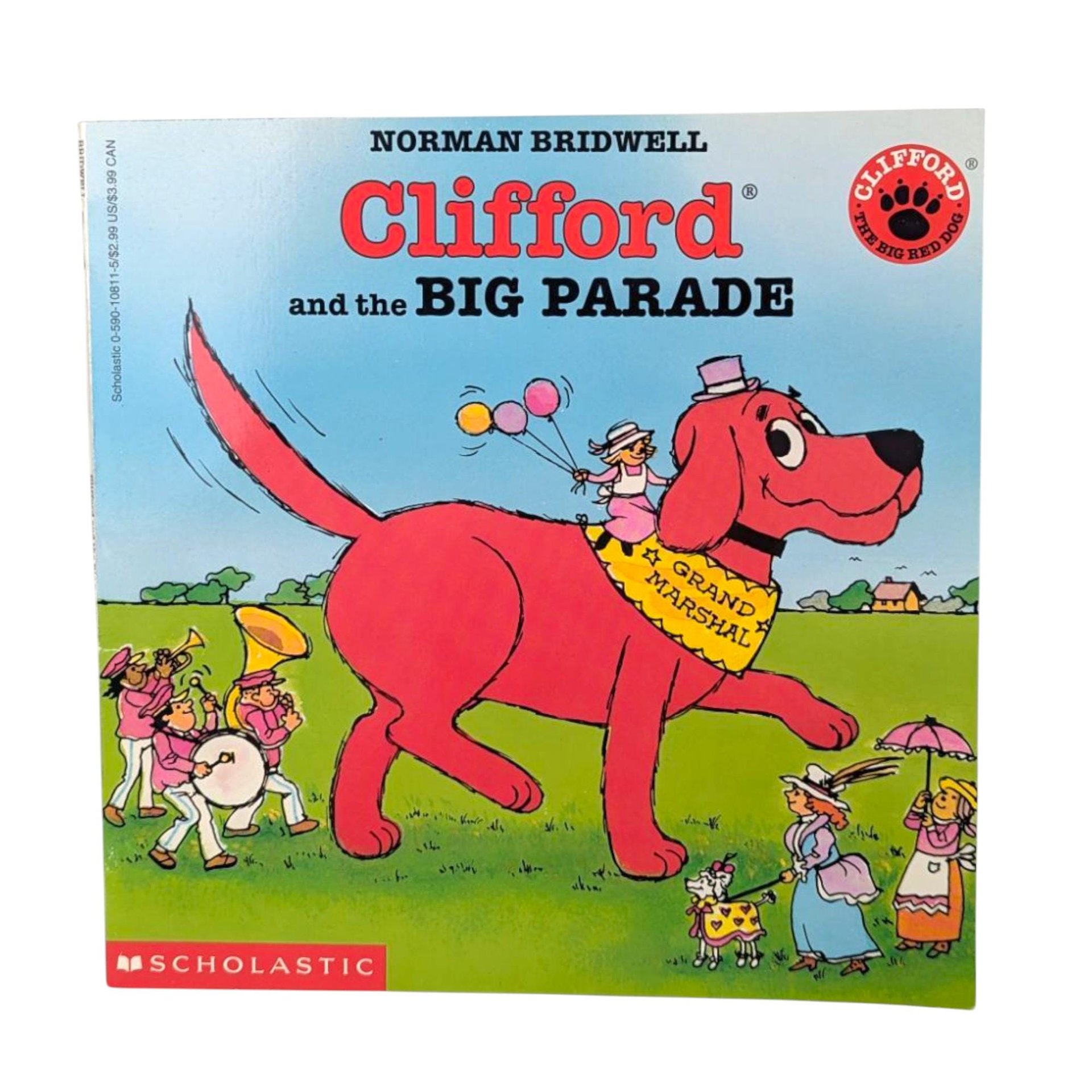 Vintage Clifford the Big Red Dog Book Set, 1980s Scholastic Softcover Pair, Children's ABC and Parade Stories