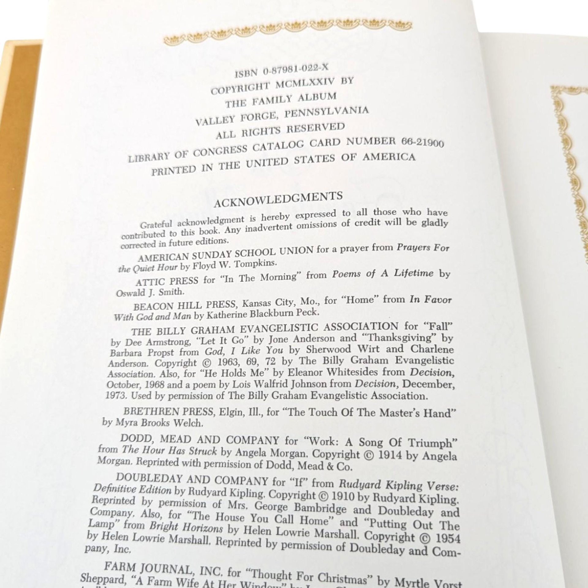 1974 The Family Album Hardcover, Arthur Nancy DeMoss Book, Vintage Family Life