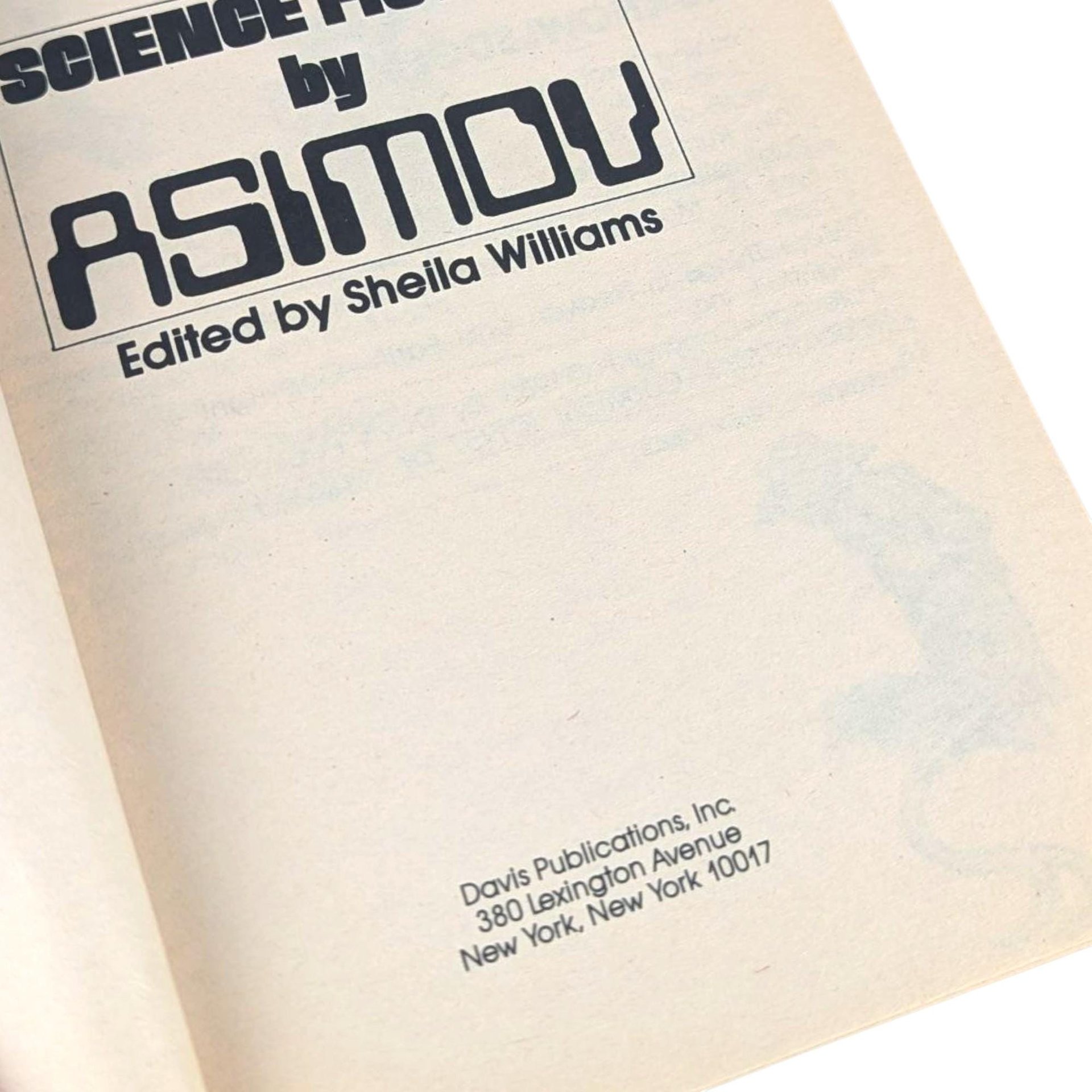 1983 Isaac Asimov's Sci-Fi Magazine: Retrofuturism Anthology