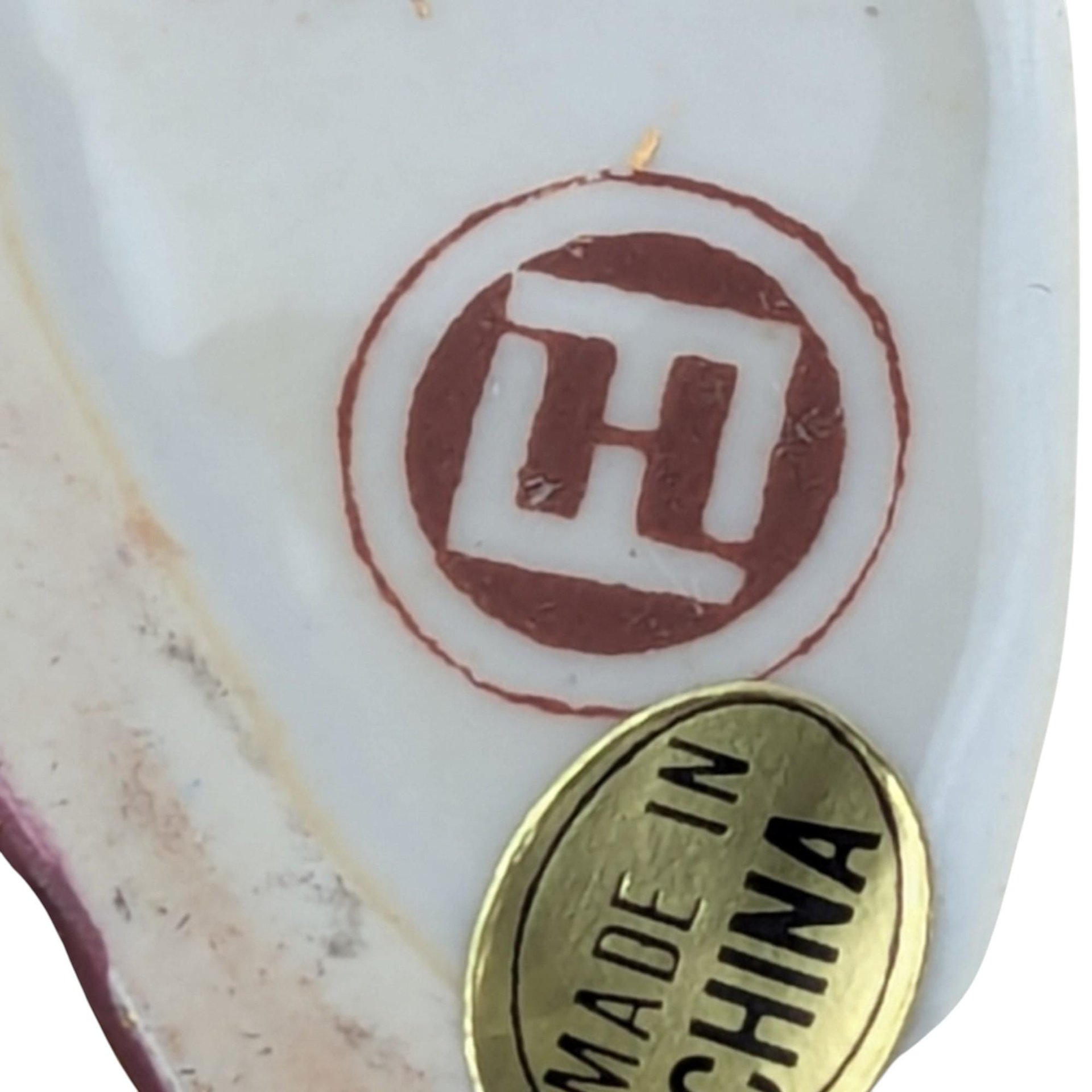 Vintage Fitz and Floyd Ceramic Cat Figurine: Hand-Painted Floral Decor