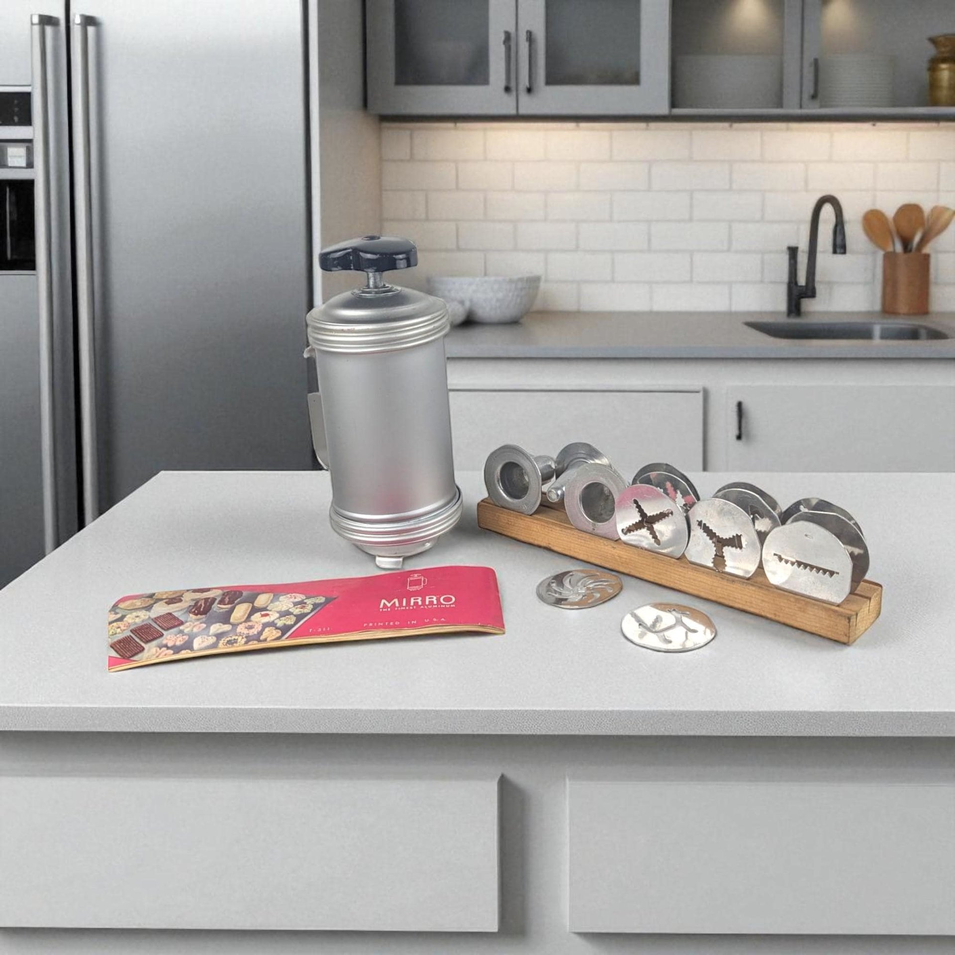 Vintage Mirro Cooky Press Set: Mid-Century Spritz Cookie Maker