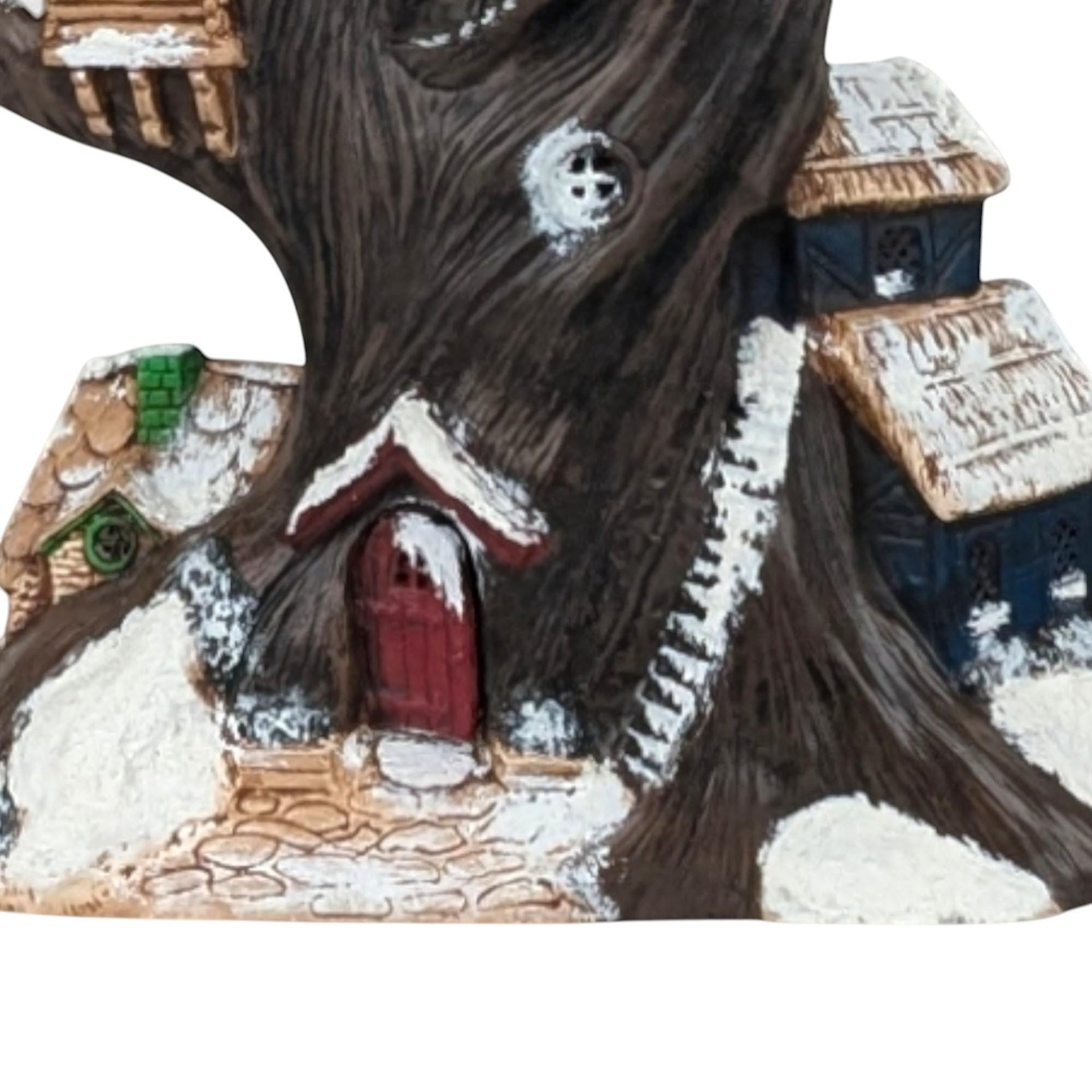 Vintage Handpainted Ceramic Halloween Treehouse Light: Spooky Lit Decor