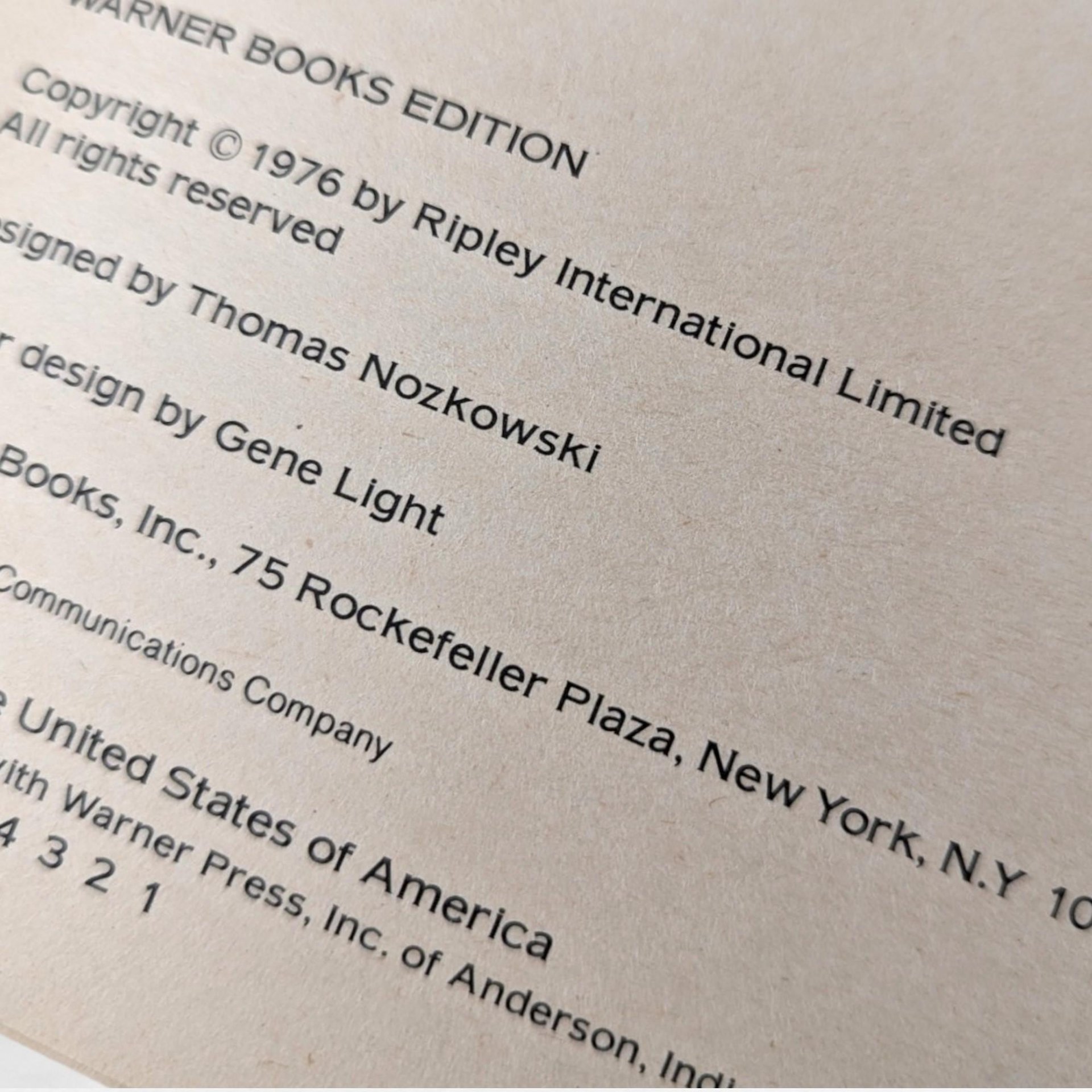 Vintage 1976 Ripley's Believe It Or Not! Book: Illustrated Oddities & Wonders