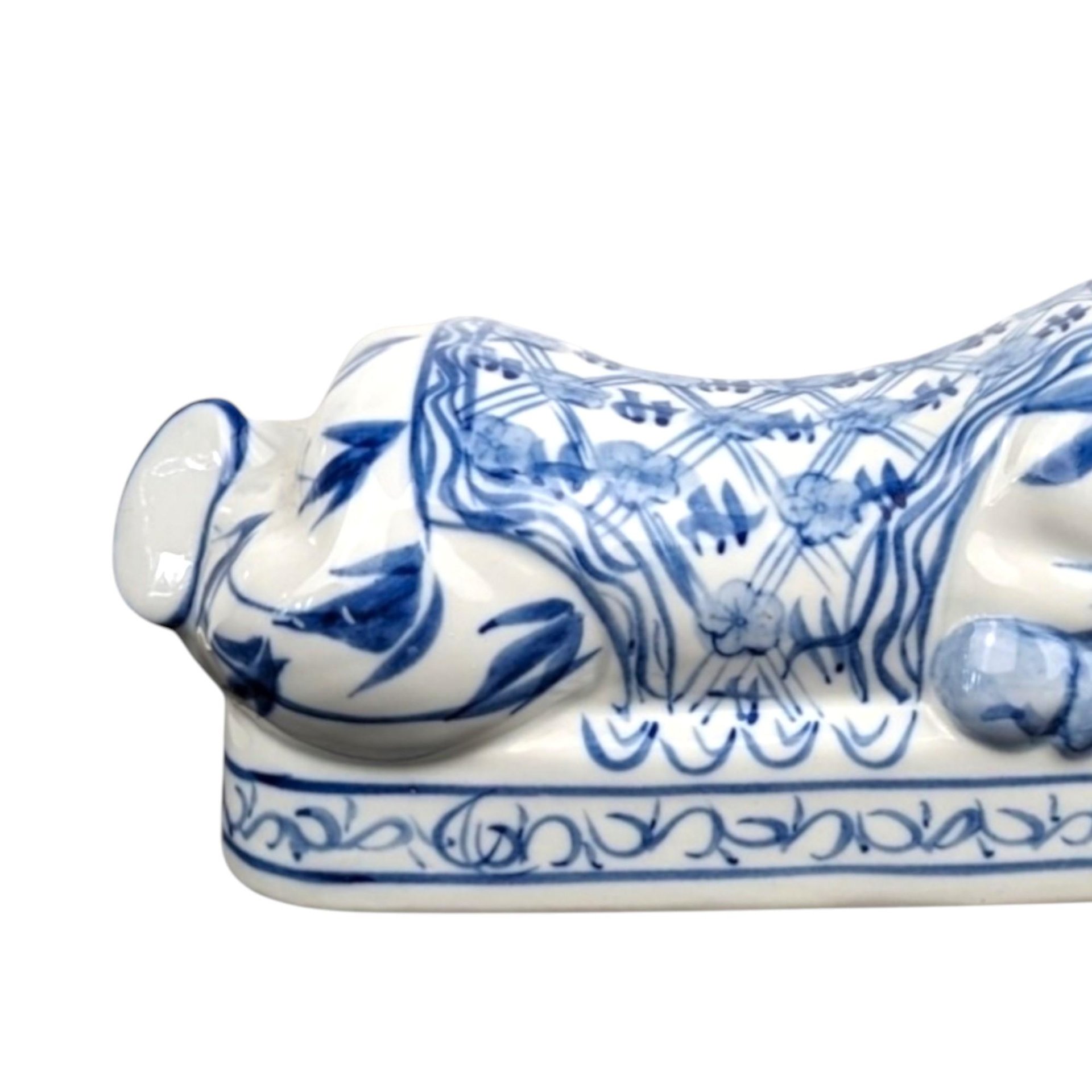 Vintage Blue & White Chinese Porcelain Headrest: Asian Decor Pillow