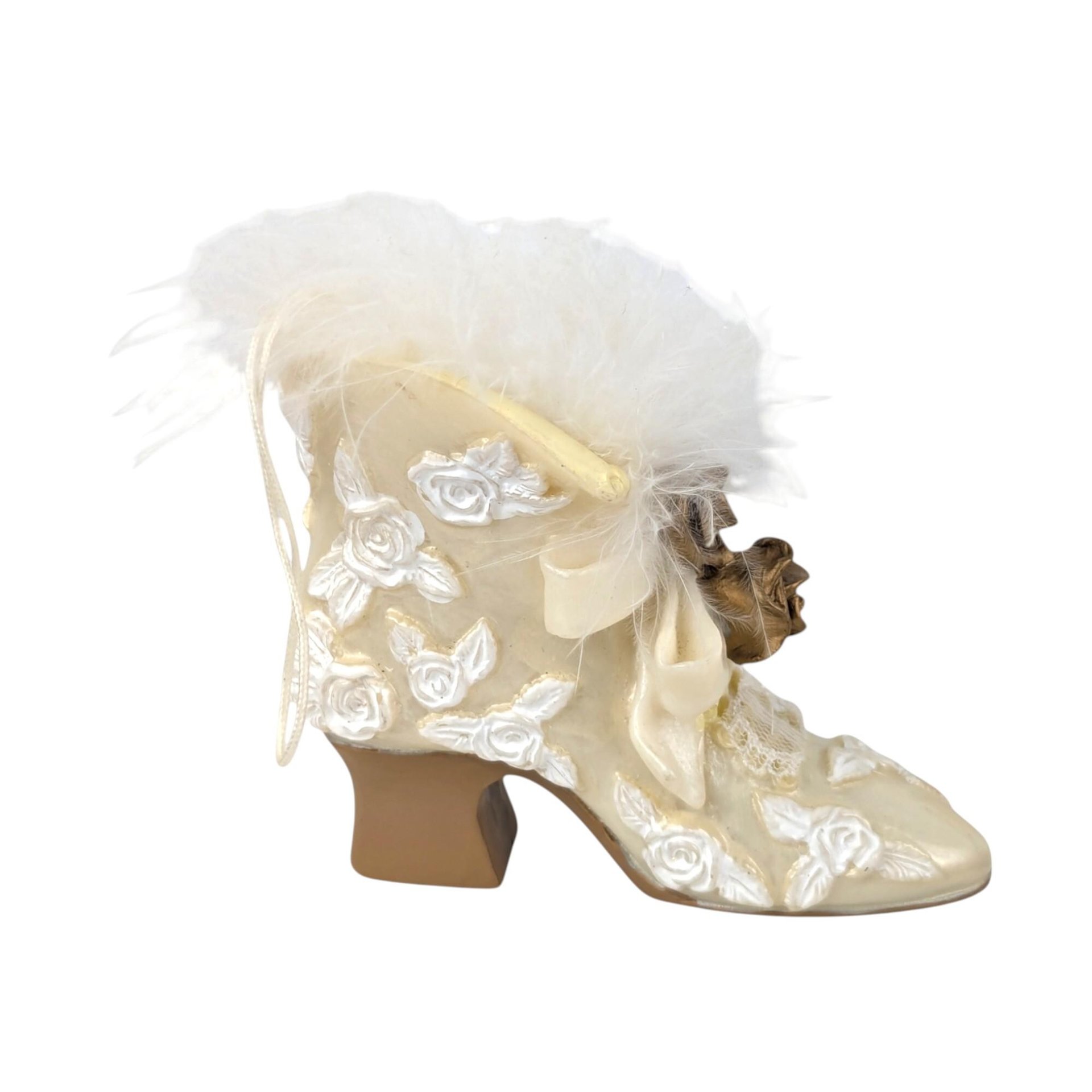 Vintage Resin High Heel Shoe Ornaments: Fashion Christmas Decor, Set of 4