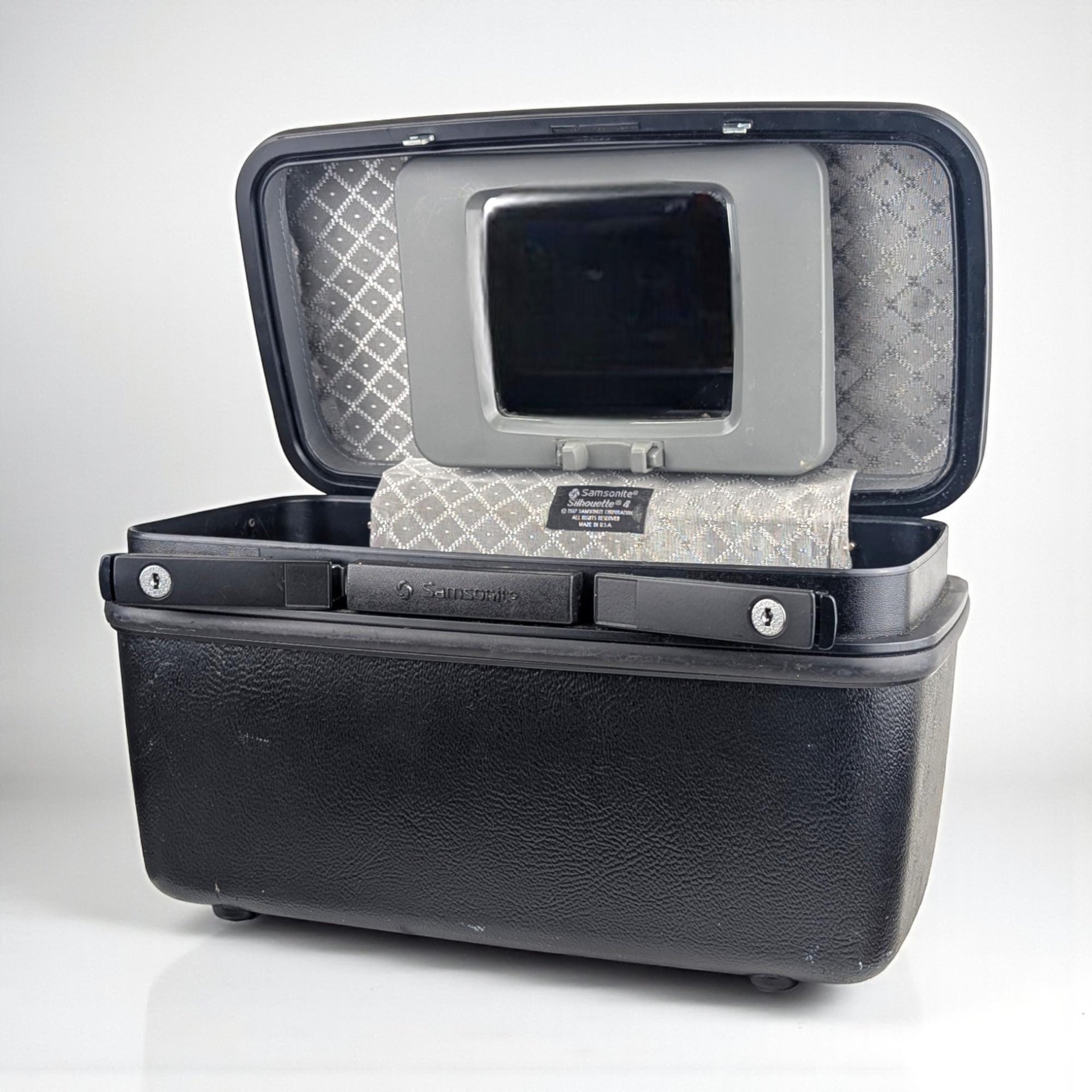 Vintage 1987 Silhouette 4 Train Case: Samsonite Hard Shell Luggage