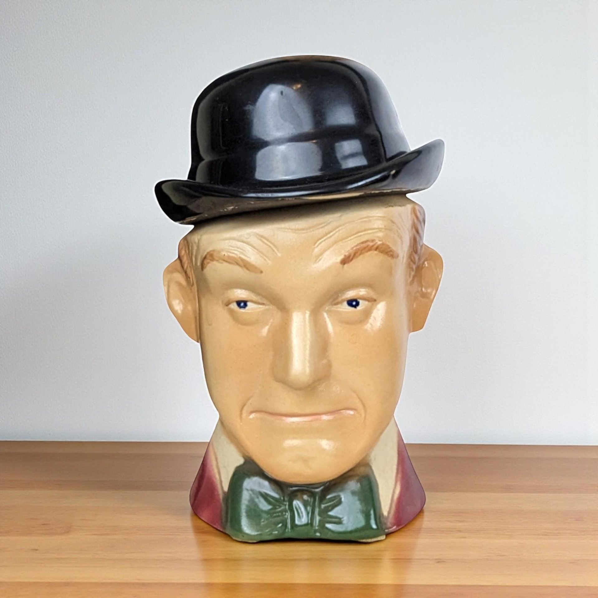 Vintage Stan Laurel Decanter: 1976 Ezra Brooks Ceramic Barware
