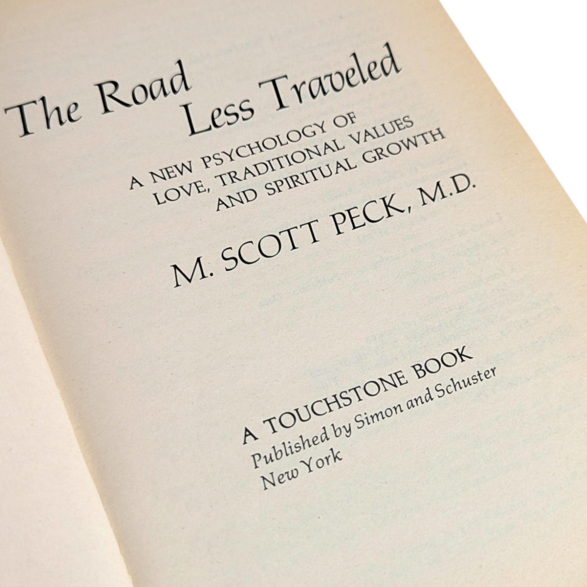 Vintage 1978 The Road Less Traveled: M. Scott Peck Softcover Spirituality Book