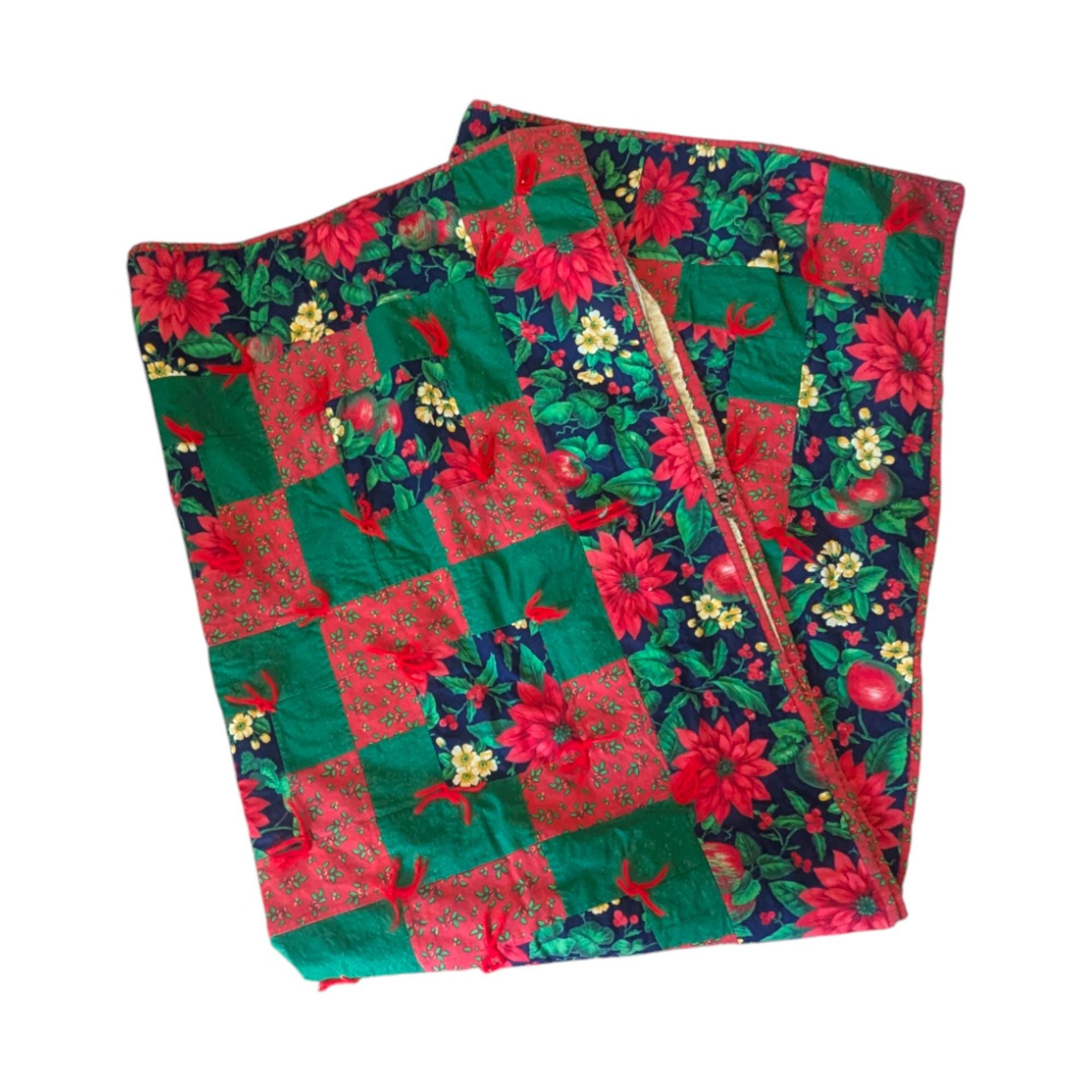 Vintage Christmas Patchwork Quilt: Reversible Poinsettia Holiday Throw