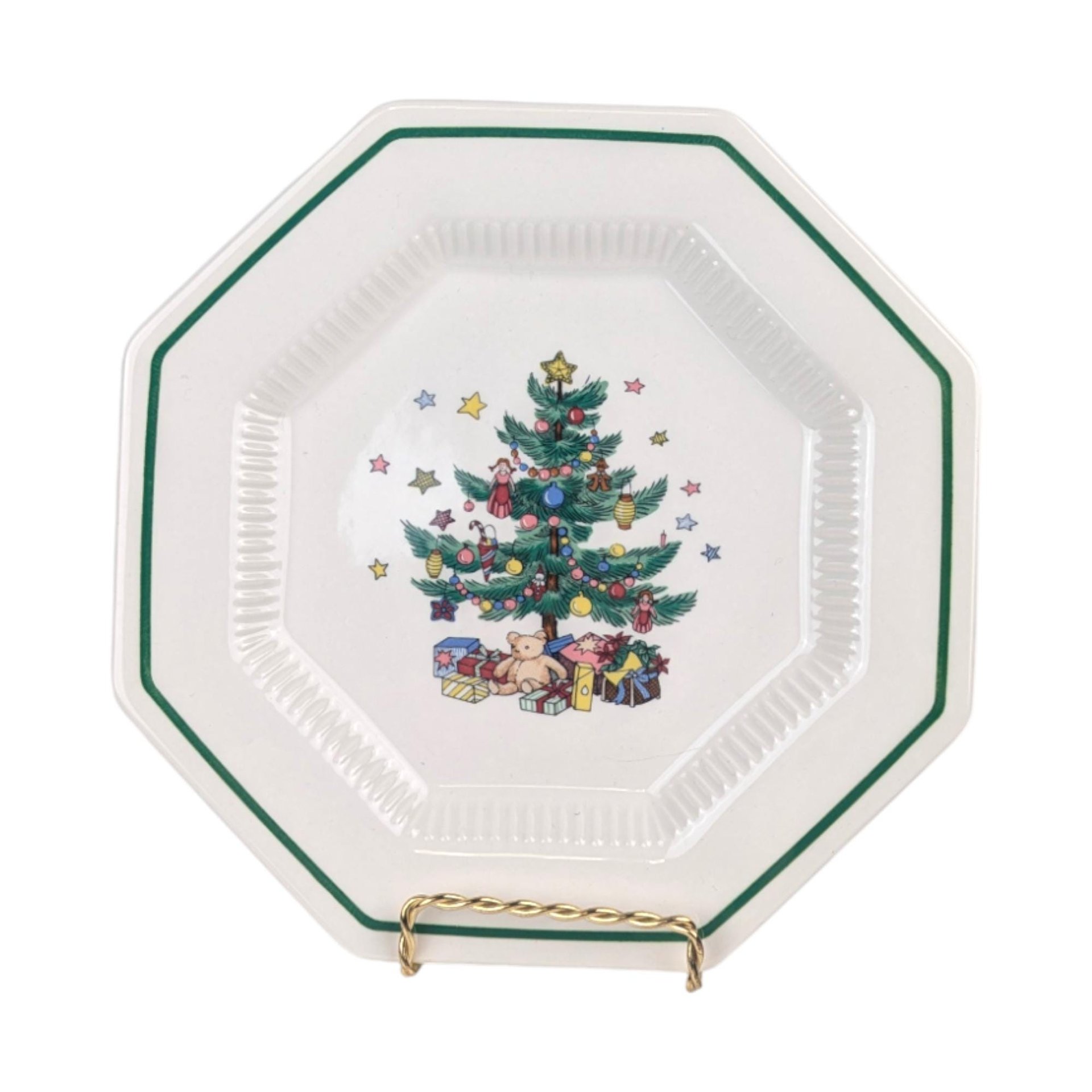 Vintage Nikko Christmas Dinnerware: Your Choice of Holiday Plates, Mugs, and Bowls