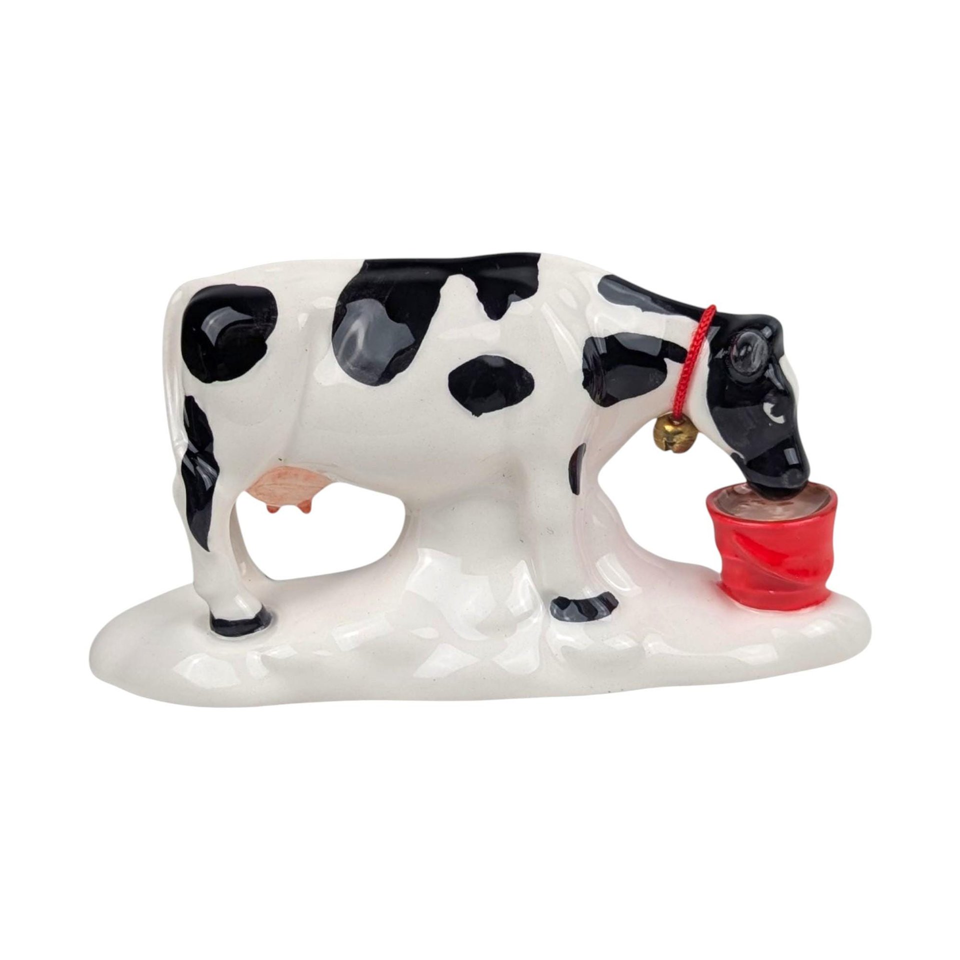 Vintage 1993 Holiday Pasture Cows: Department 56 New England Village Accessory