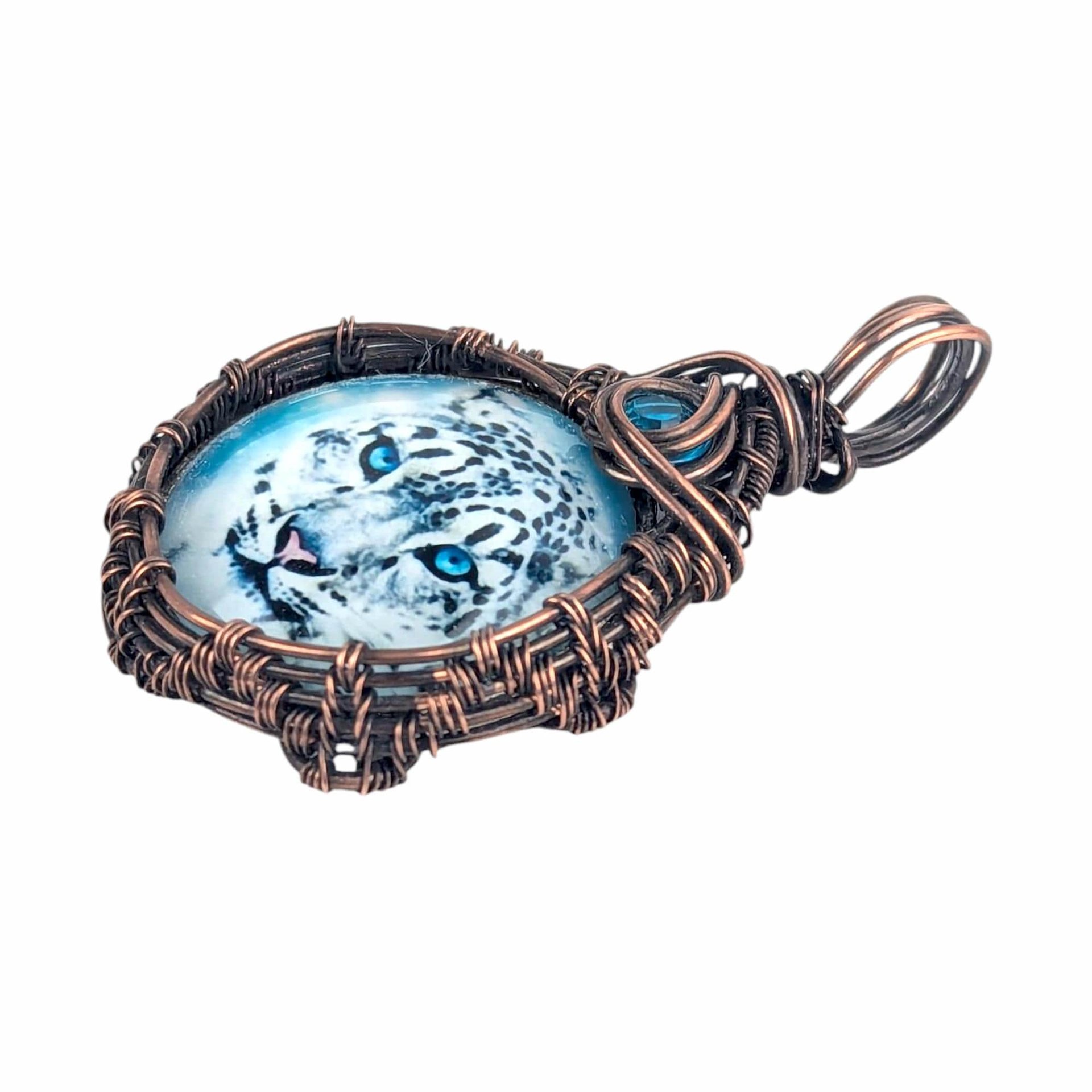 Handmade Copper Wire Snow Leopard Pendant: Artisan Wildlife Jewelry
