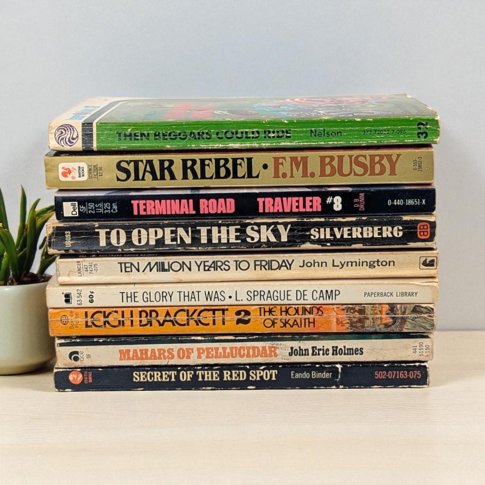 Vintage 70s & 80s Sci-Fi Paperbacks: Your Choice of Classic Novels