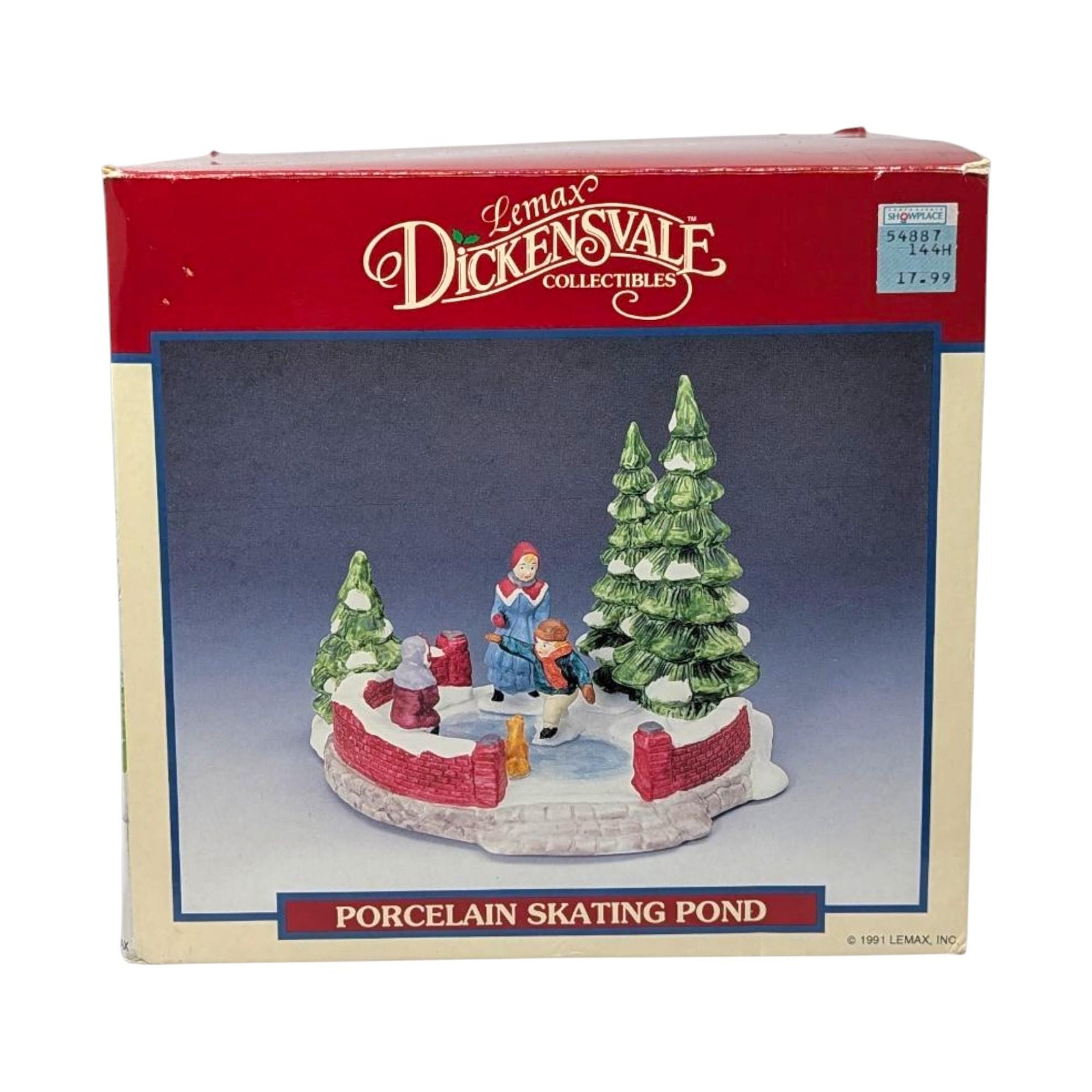 1991 Lemax Porcelain Skating Pond Christmas Village Figurine Dickensvale Accessory