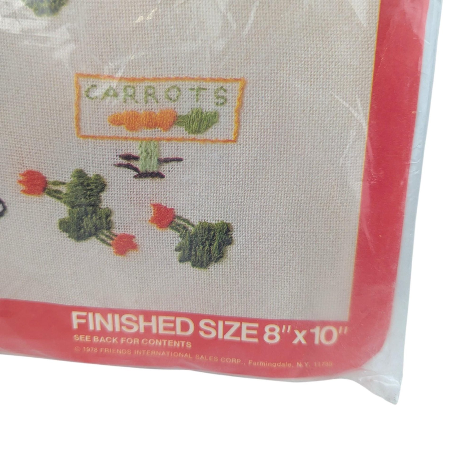 Vintage 1978 Bugs Bunny Embroidery Kit: Elmer Fudd Creative Stitchery Craft